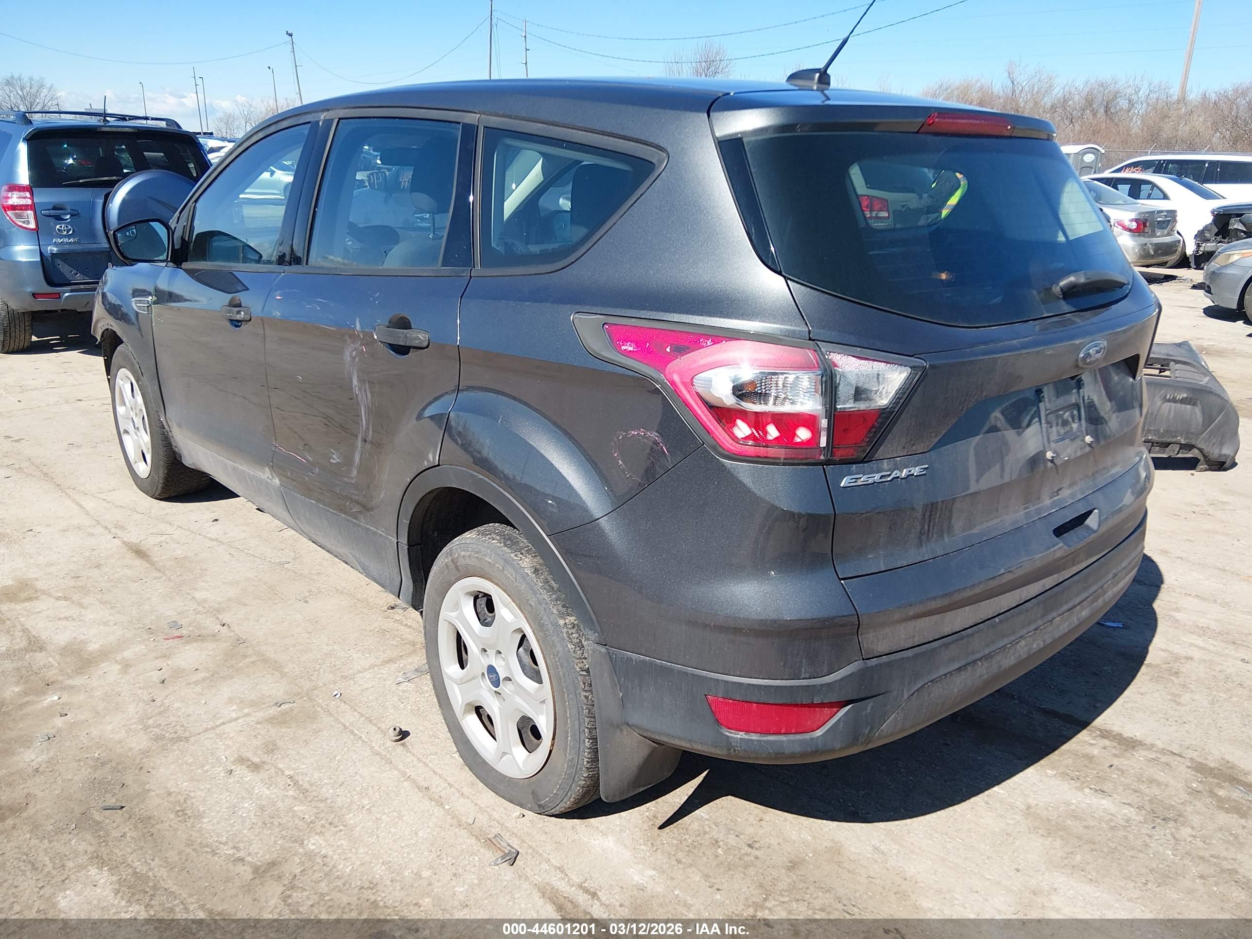 FORD ESCAPE image 3