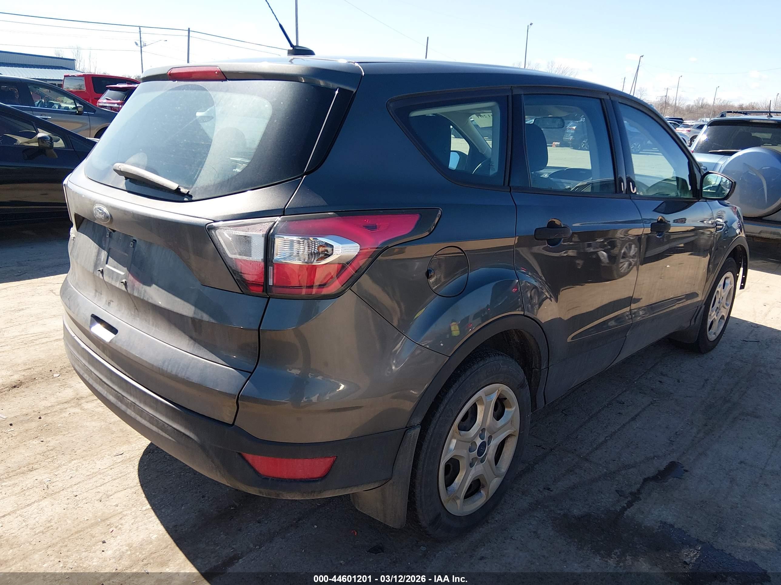 FORD ESCAPE image 4