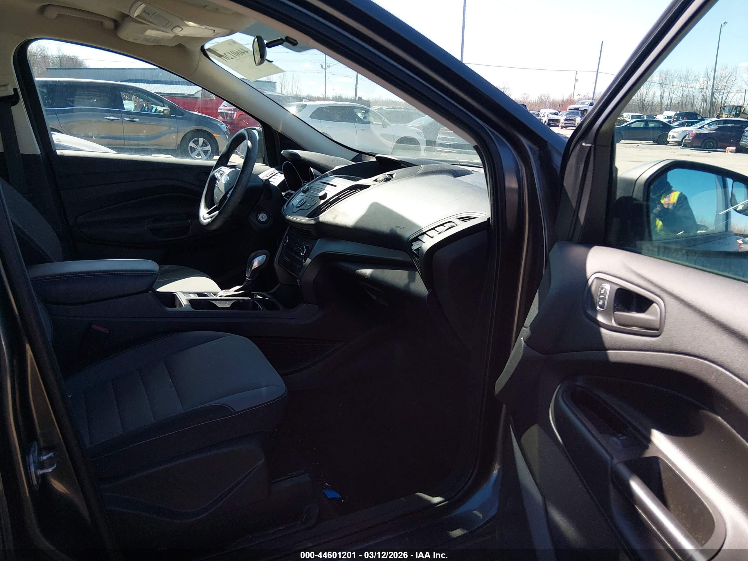 FORD ESCAPE image 5