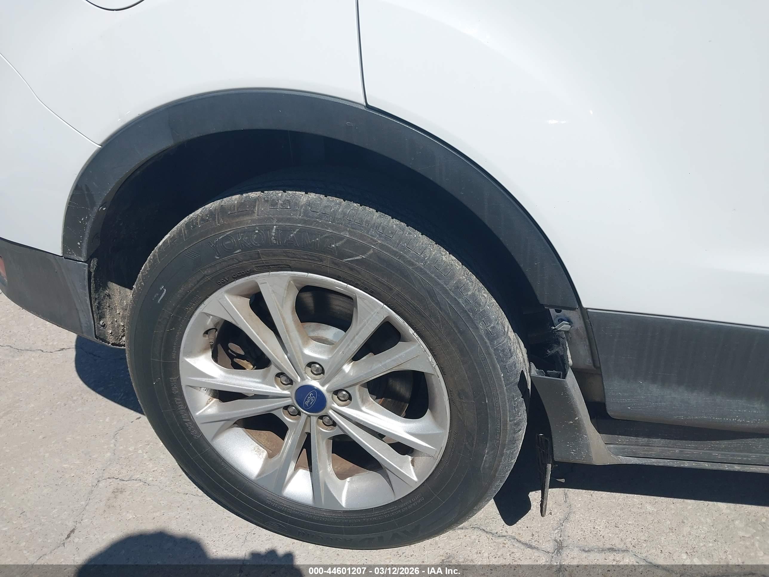 FORD ESCAPE image 6