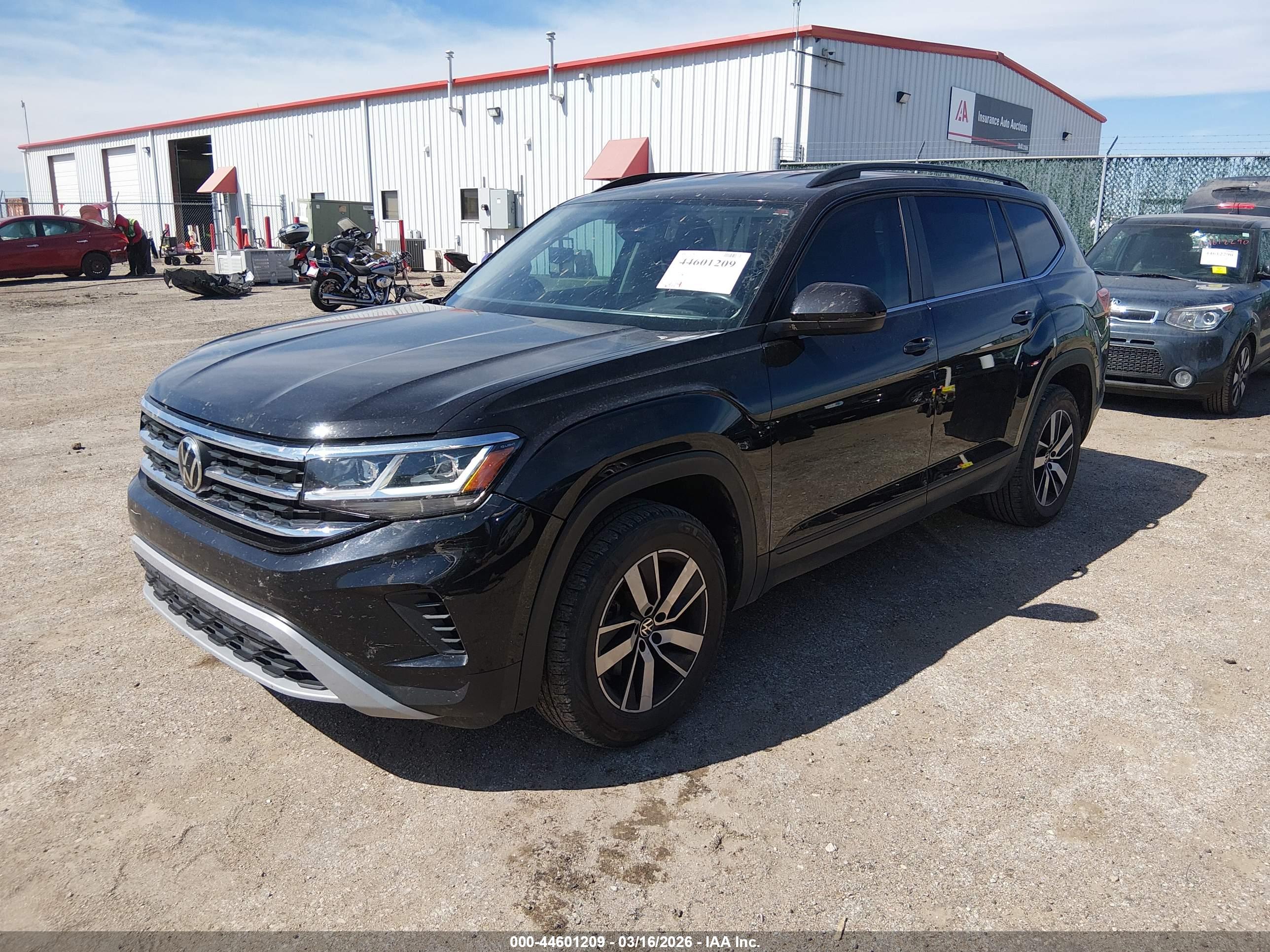 VOLKSWAGEN ATLAS image 2