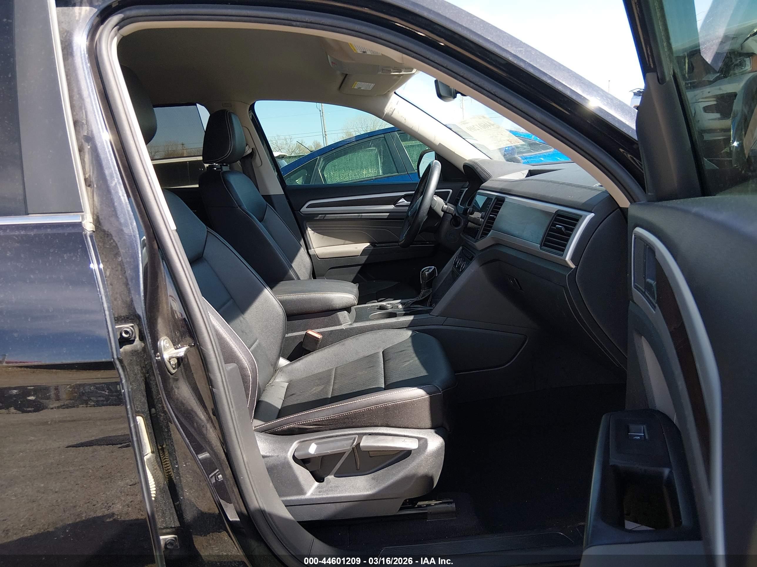 VOLKSWAGEN ATLAS image 5