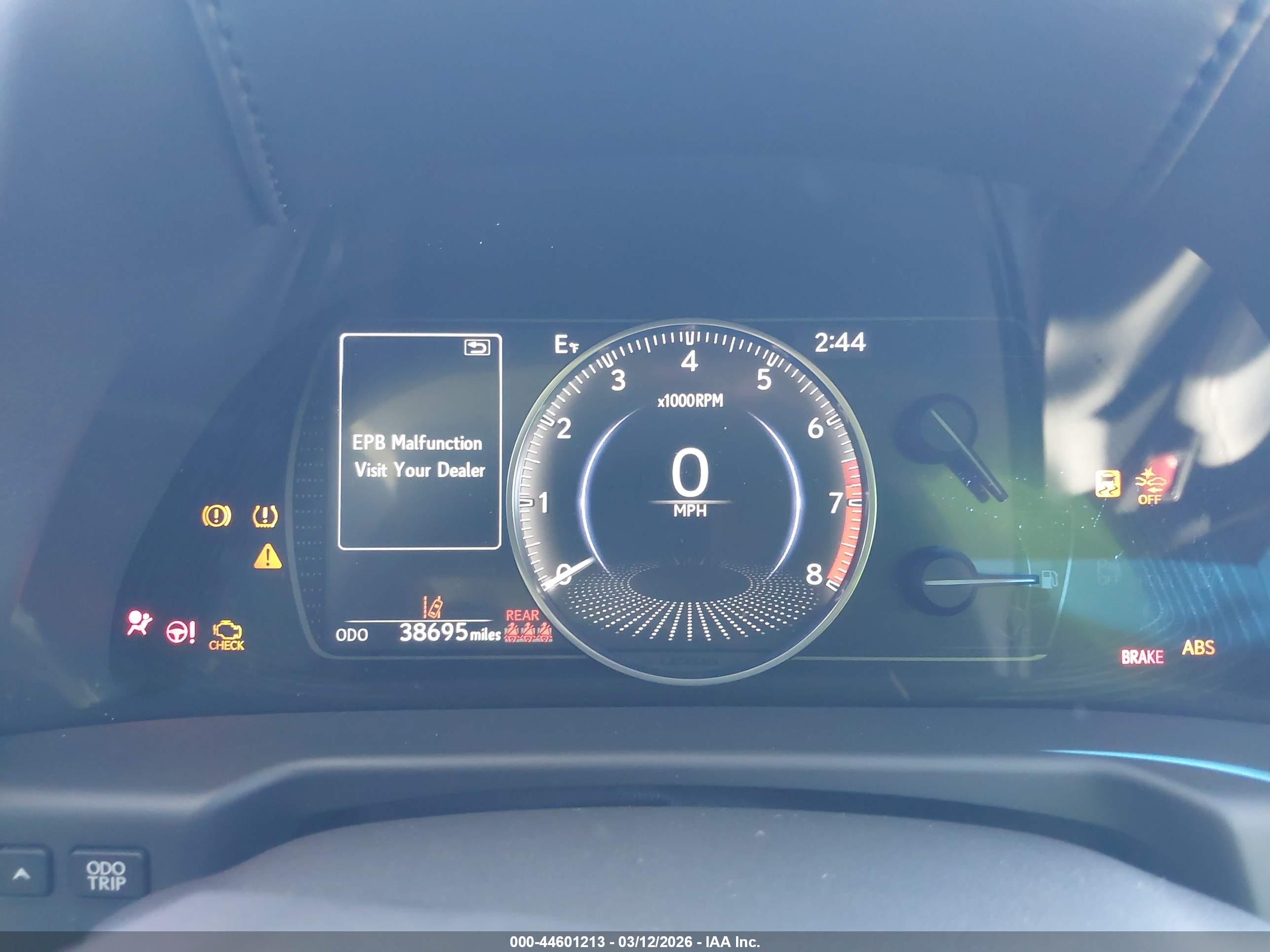 LEXUS ES image 7
