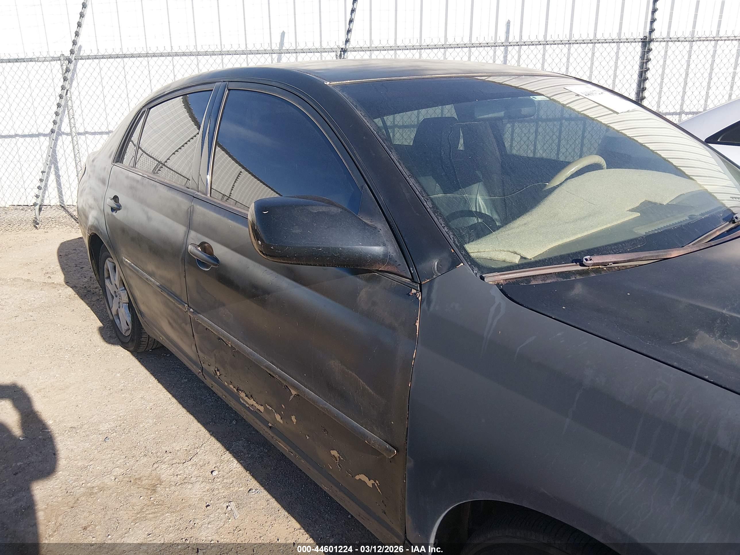 TOYOTA AVALON image 6