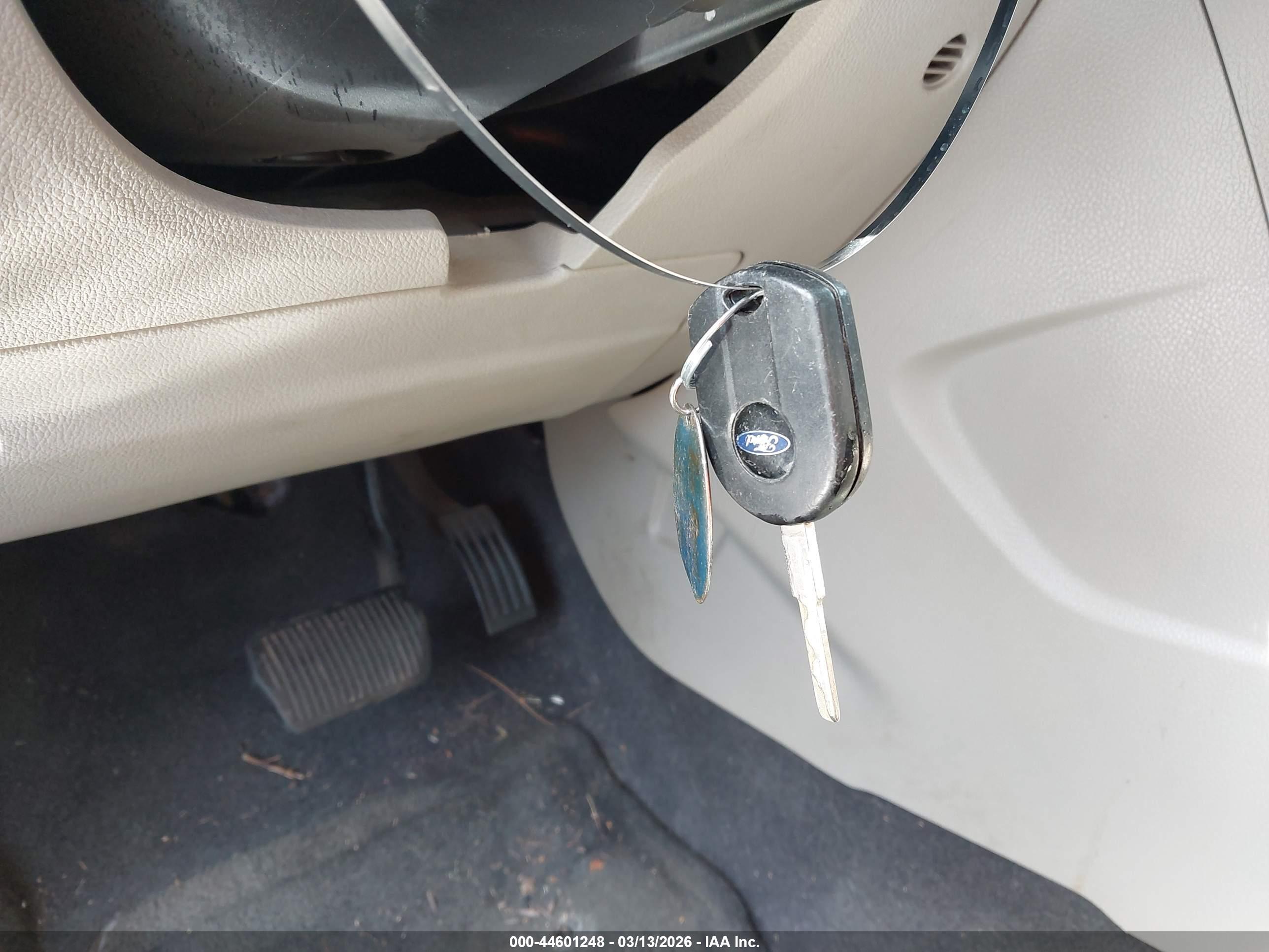 FORD FOCUS image 11