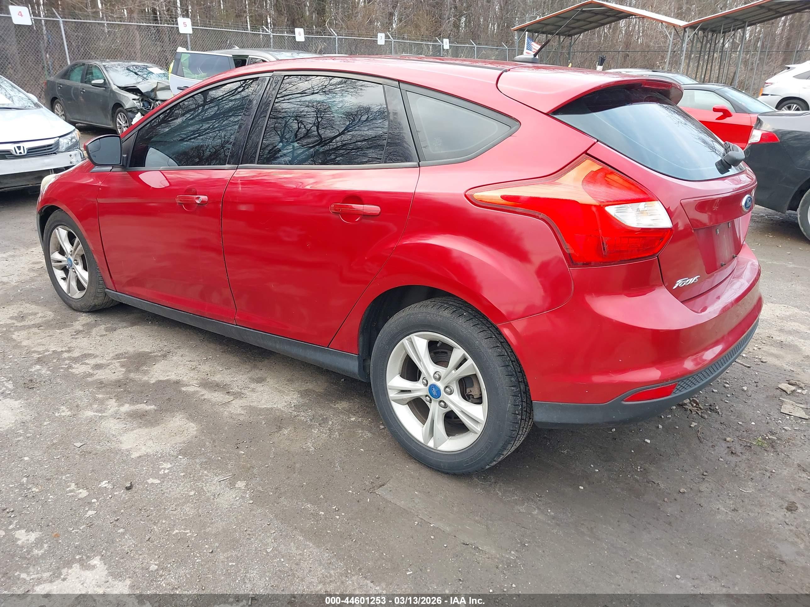 FORD FOCUS image 3