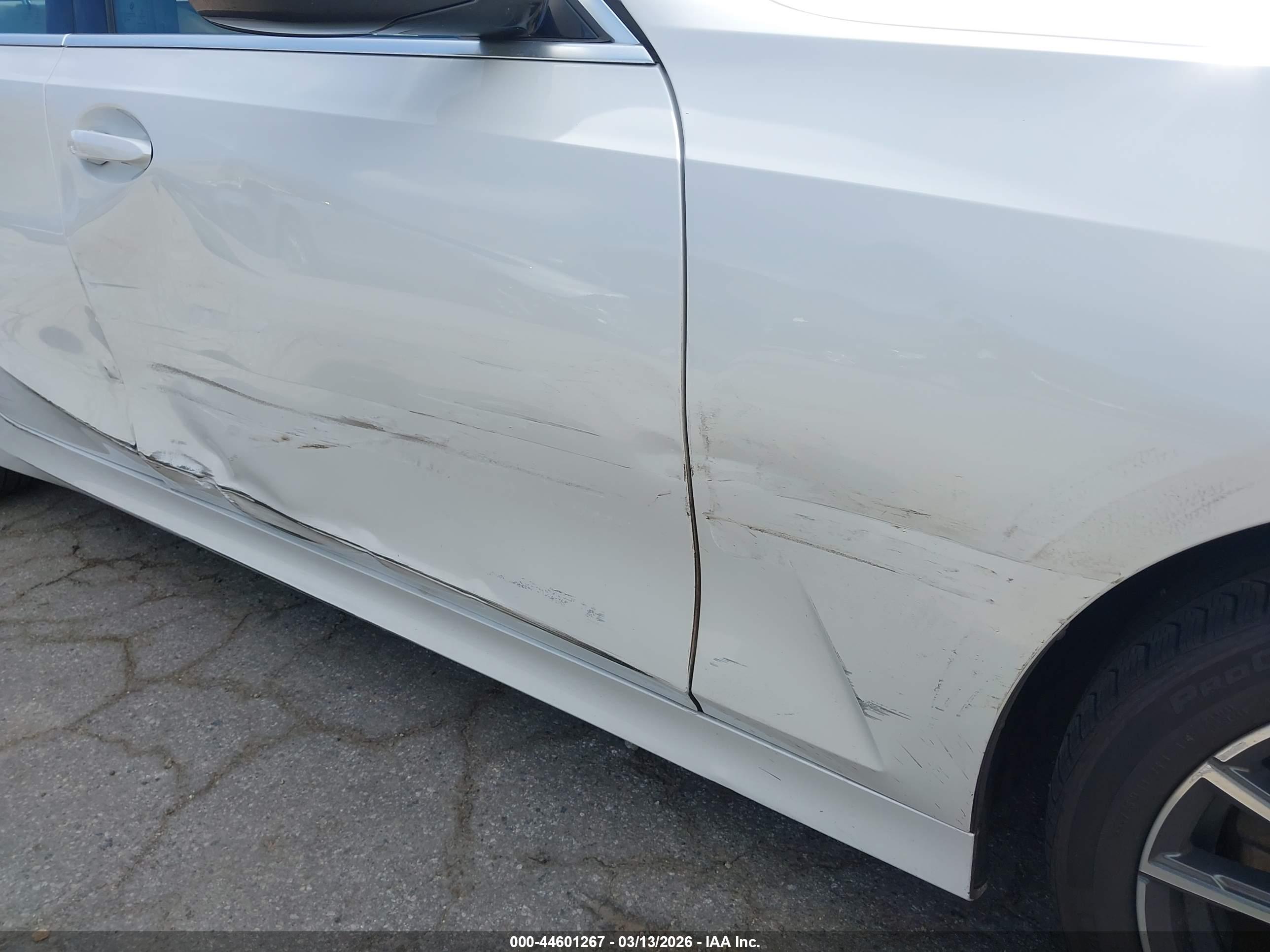BMW 330I image 6