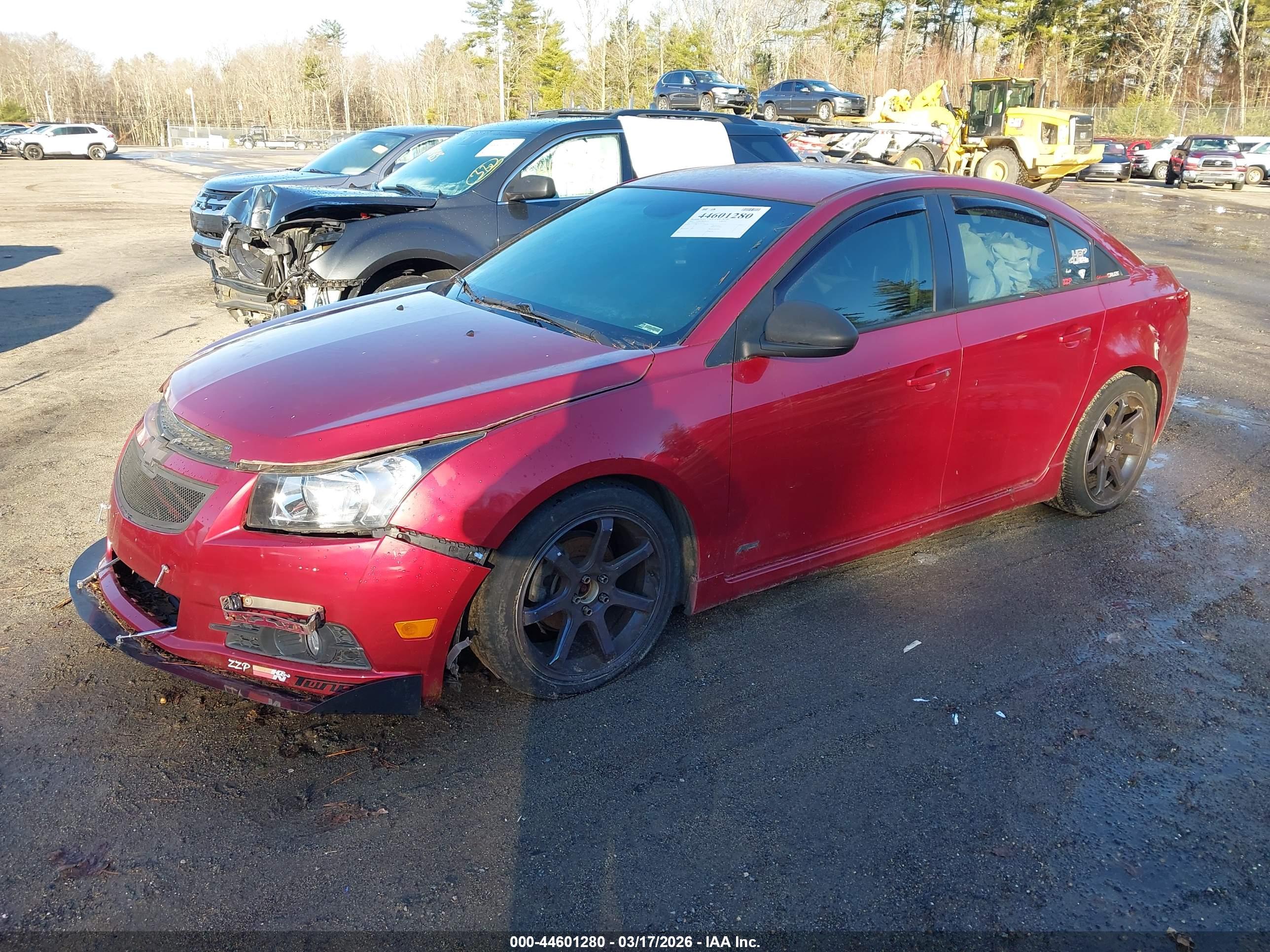 CHEVROLET CRUZE image 2