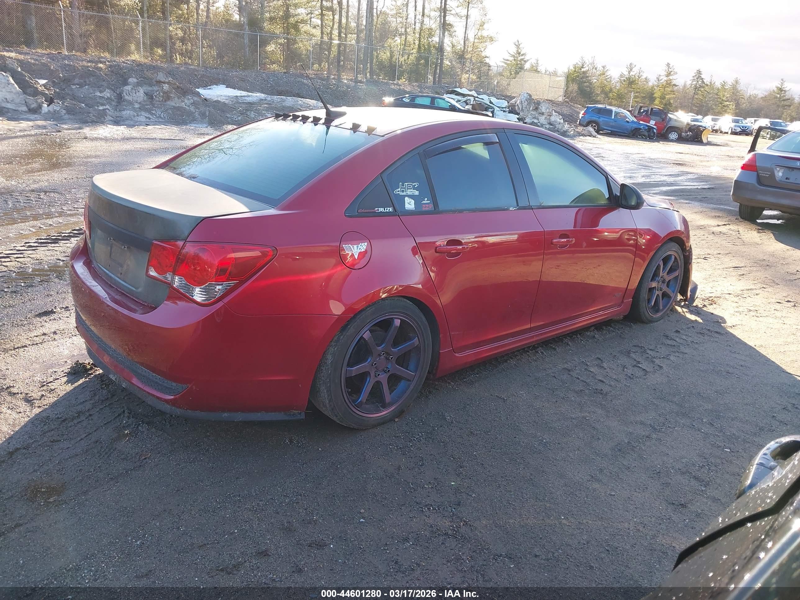 CHEVROLET CRUZE image 4