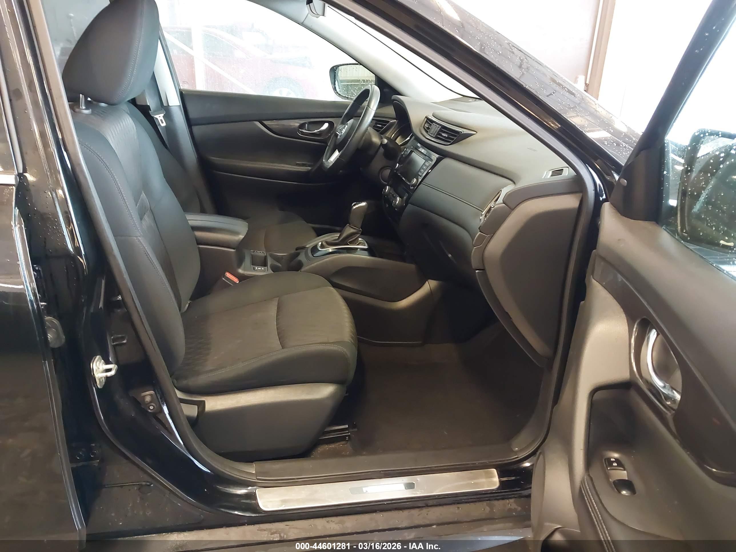NISSAN ROGUE image 5