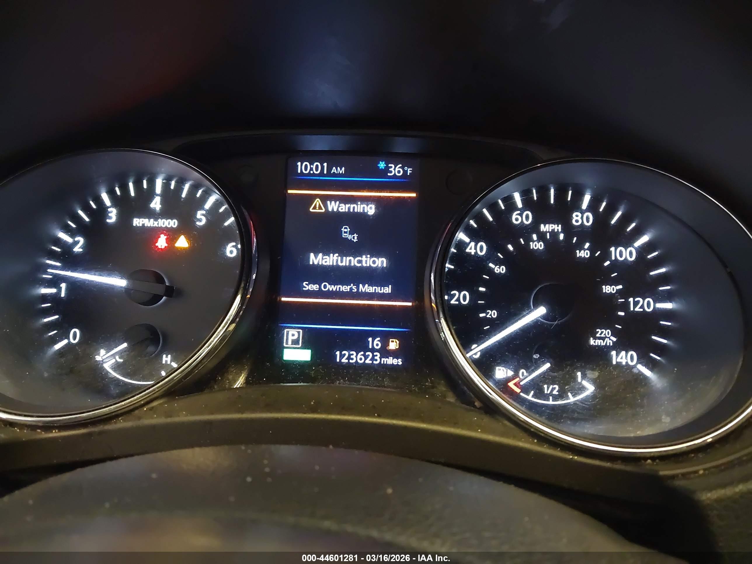 NISSAN ROGUE image 7