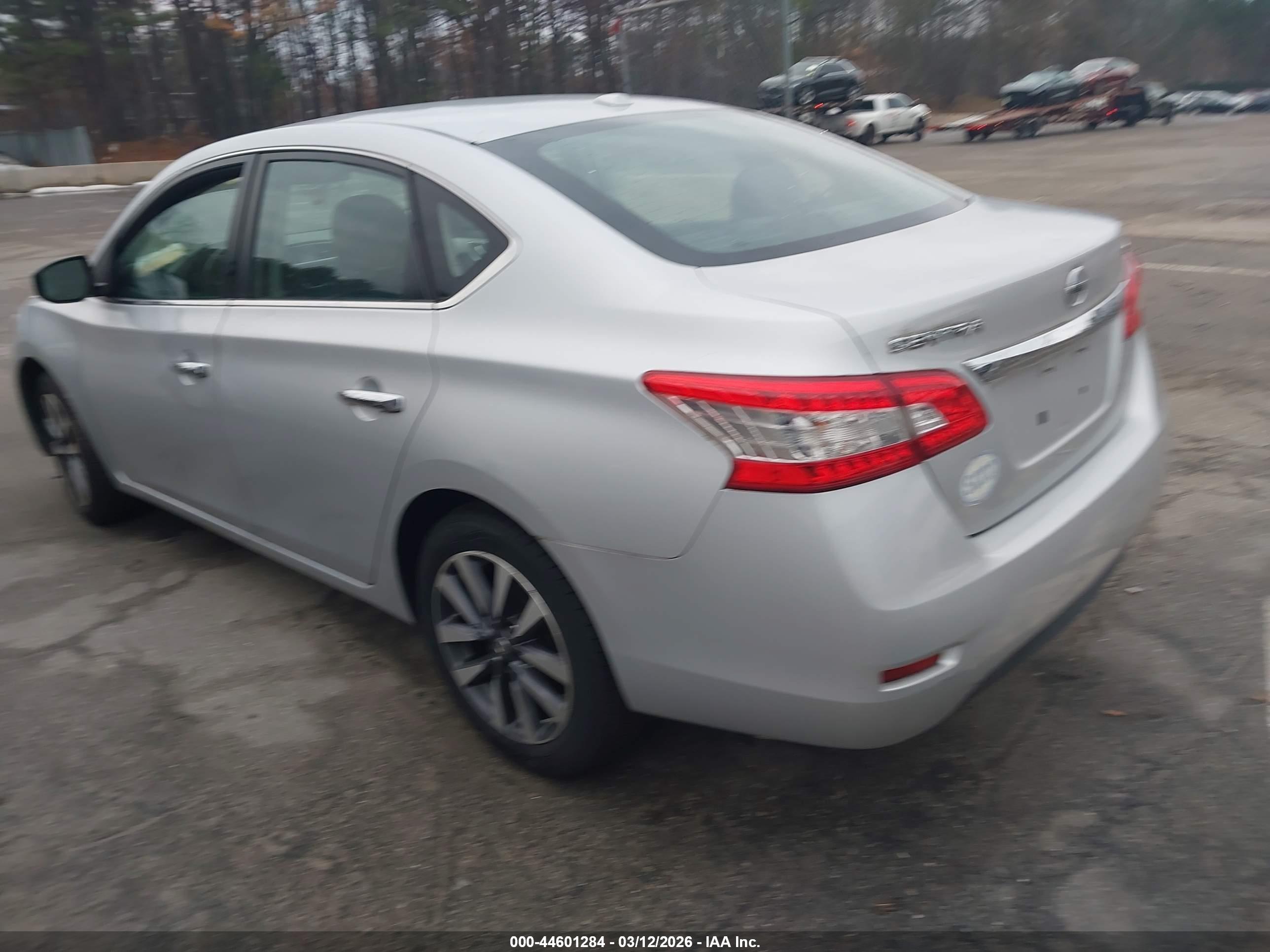 NISSAN SENTRA image 3