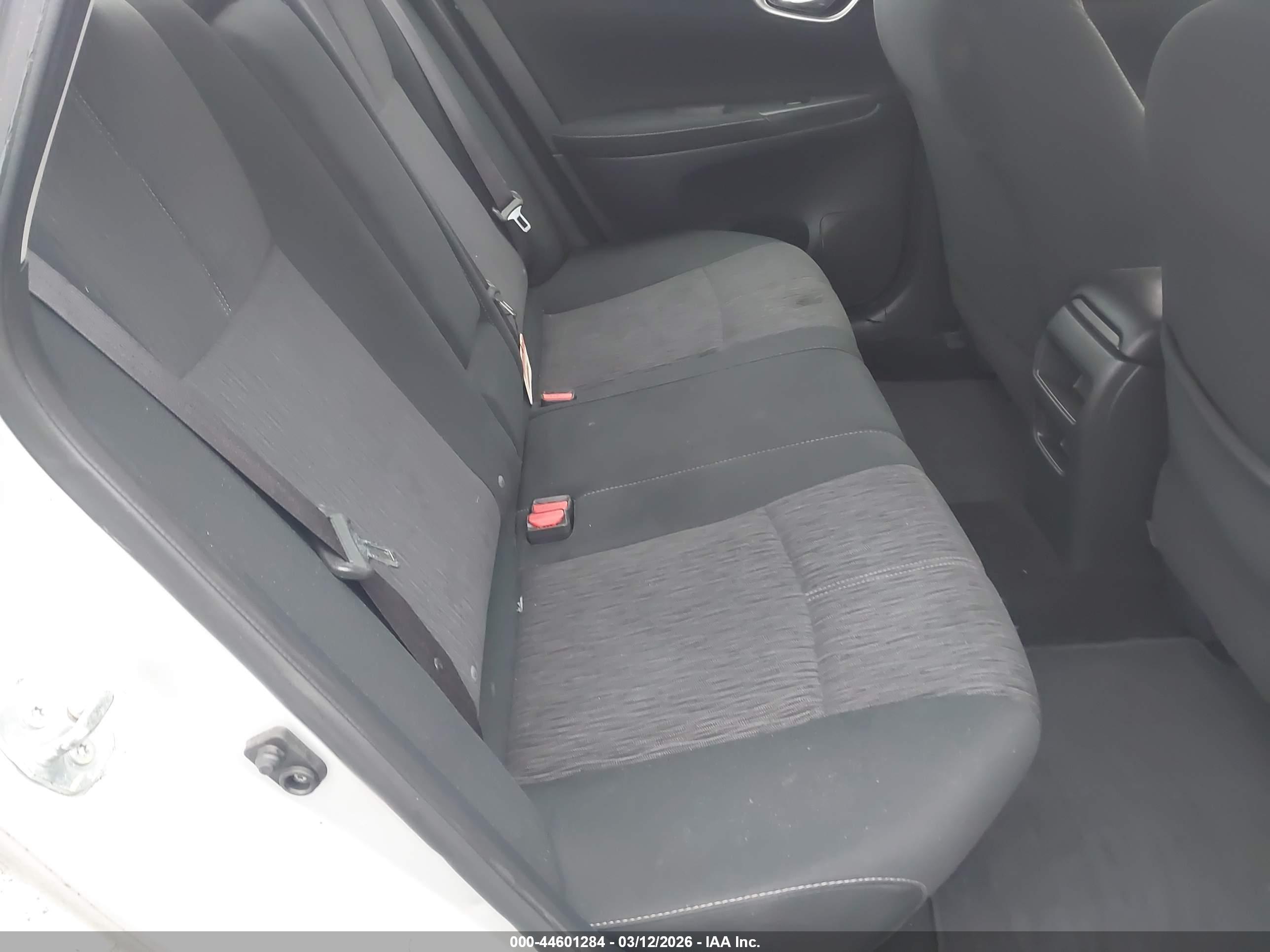 NISSAN SENTRA image 8