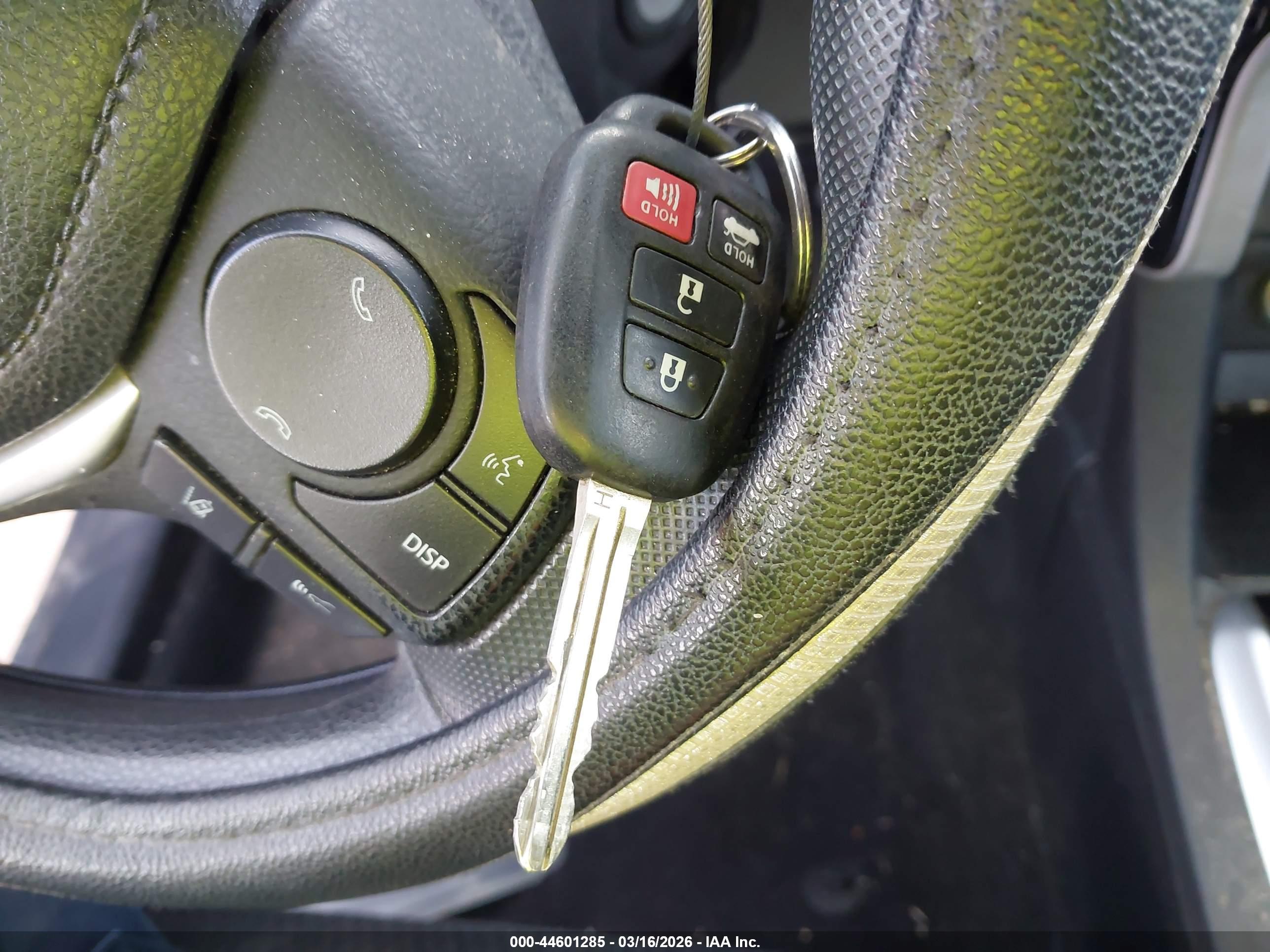 TOYOTA COROLLA image 11