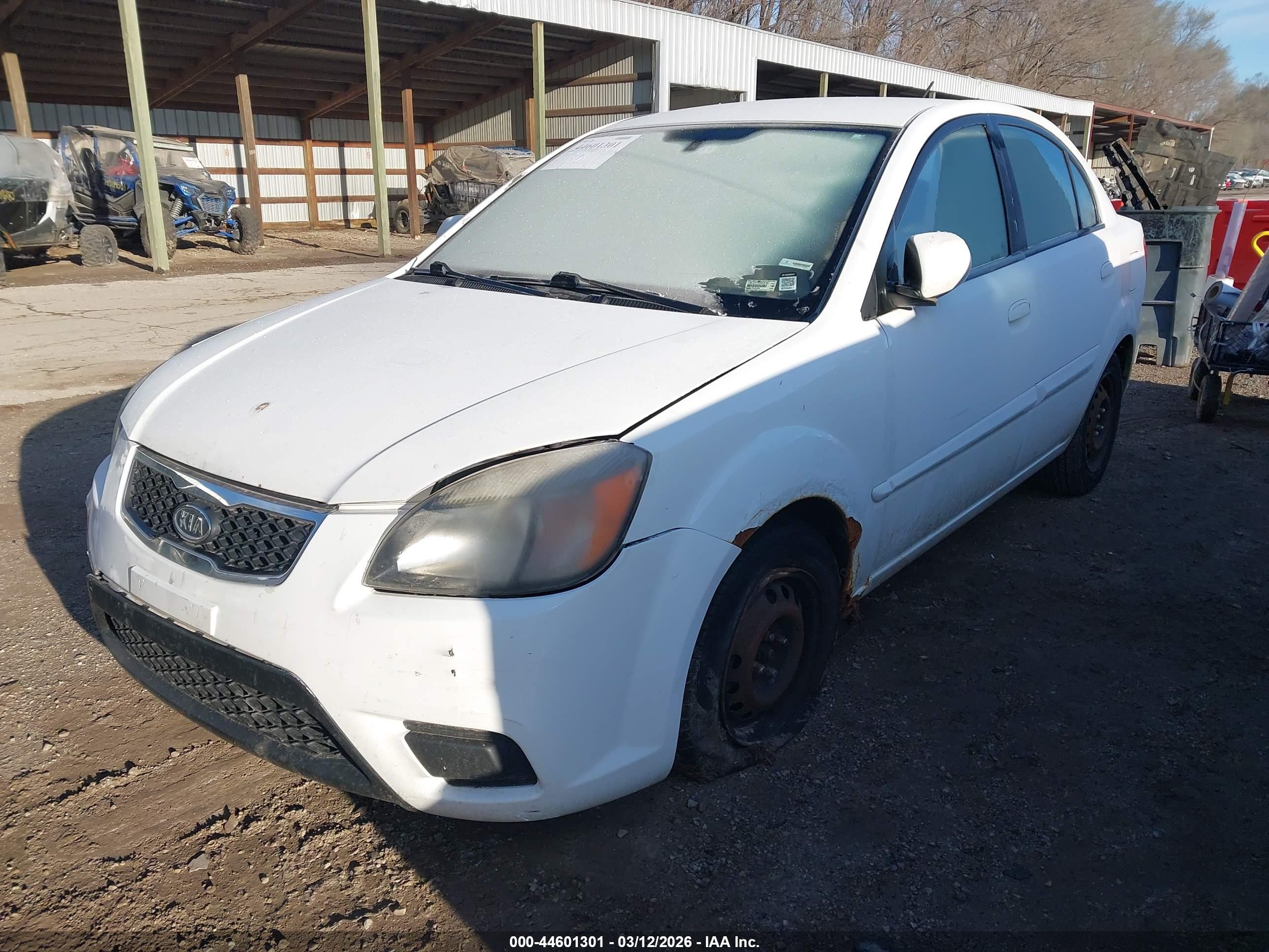 KIA RIO image 2