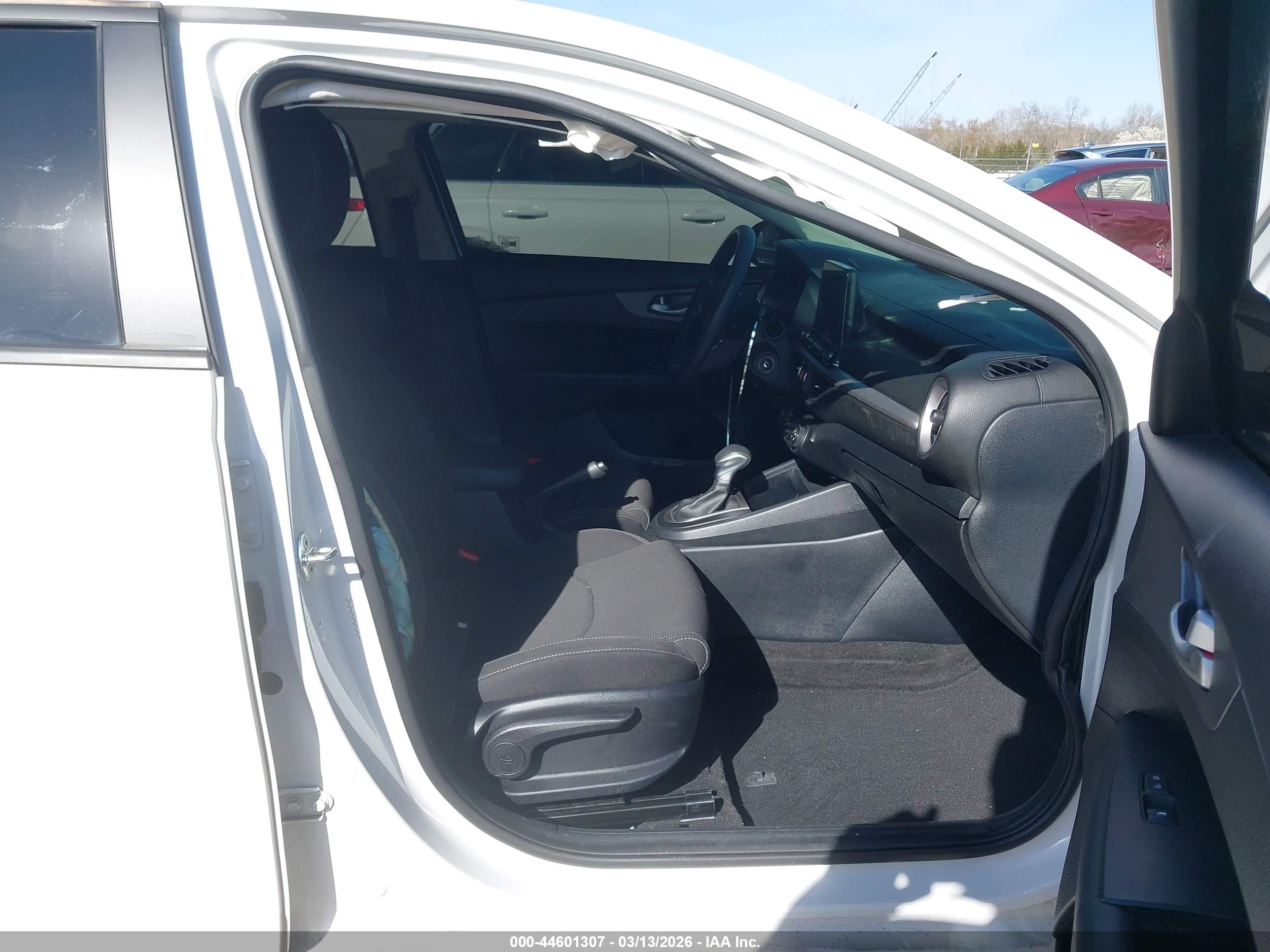 KIA FORTE image 5