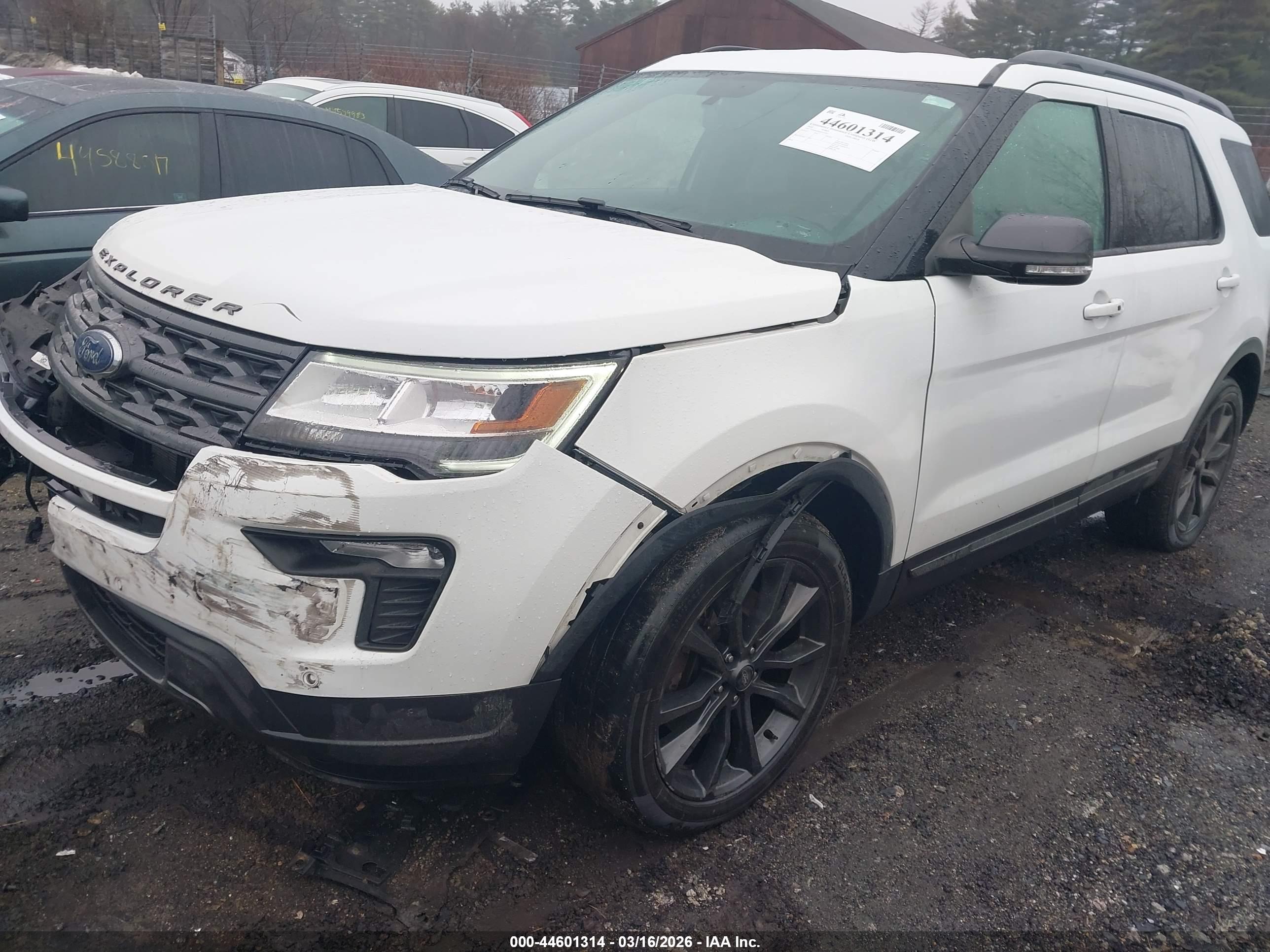 FORD EXPLORER image 2