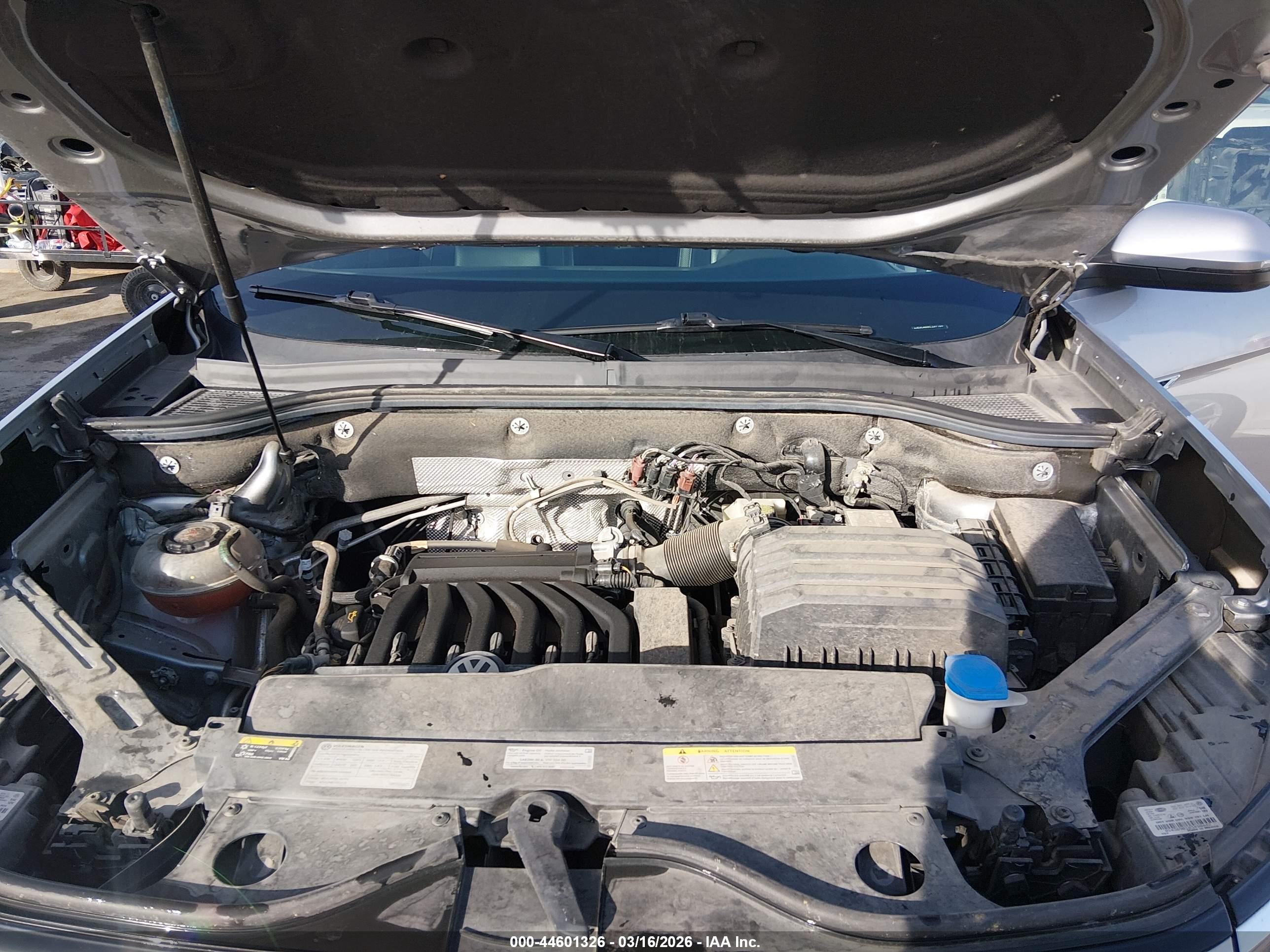 VOLKSWAGEN ATLAS image 10