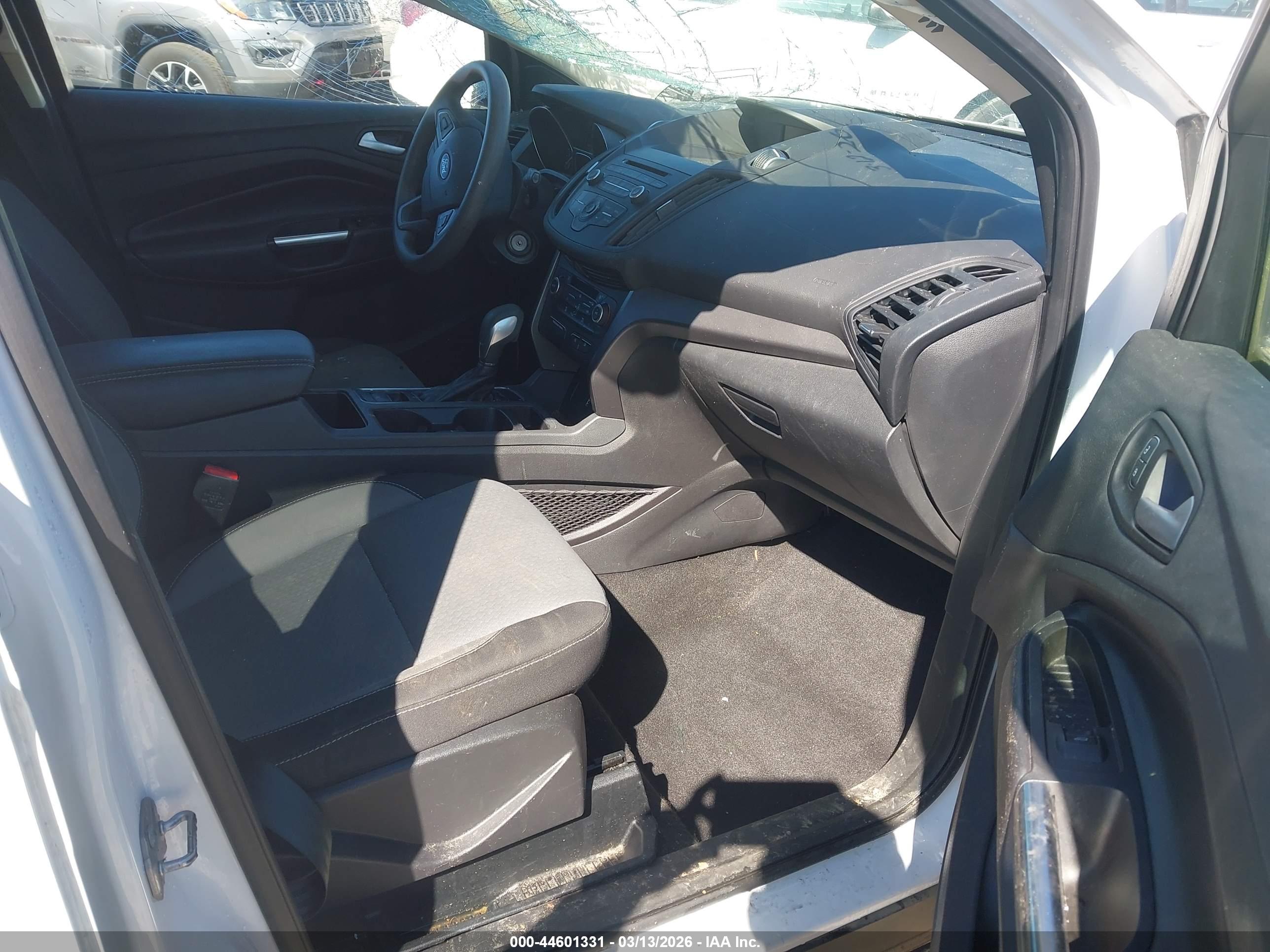 FORD ESCAPE image 5