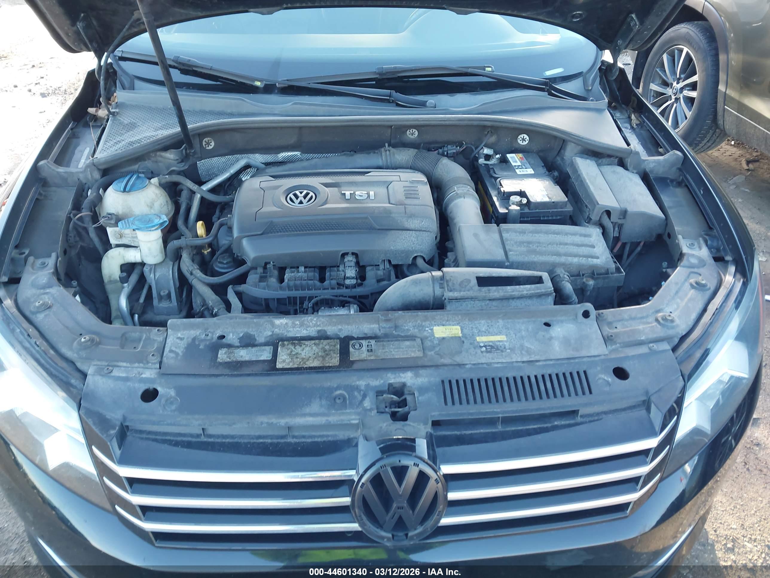 VOLKSWAGEN PASSAT image 10