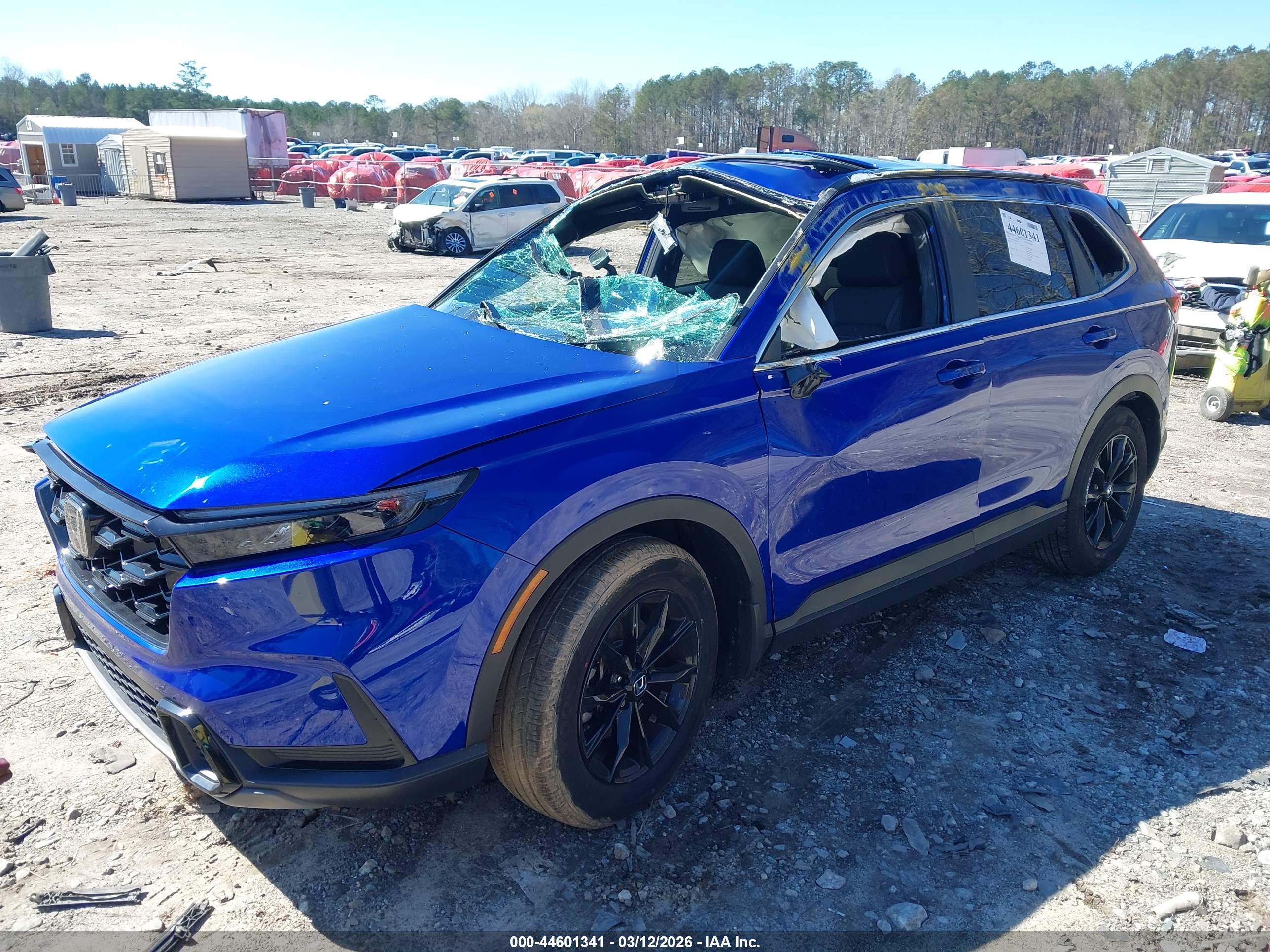 HONDA CR-V image 2