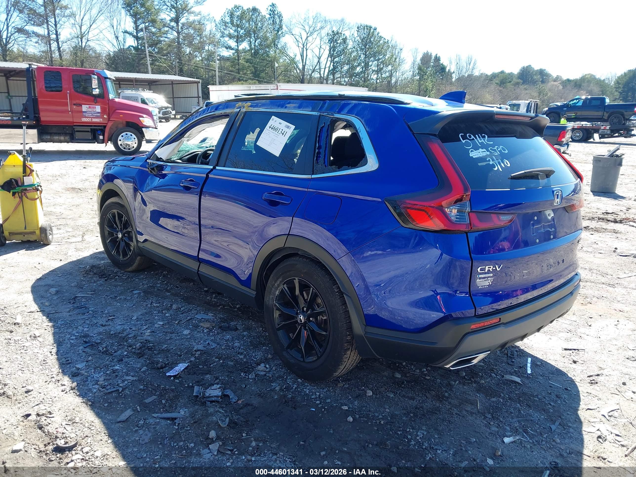 HONDA CR-V image 3