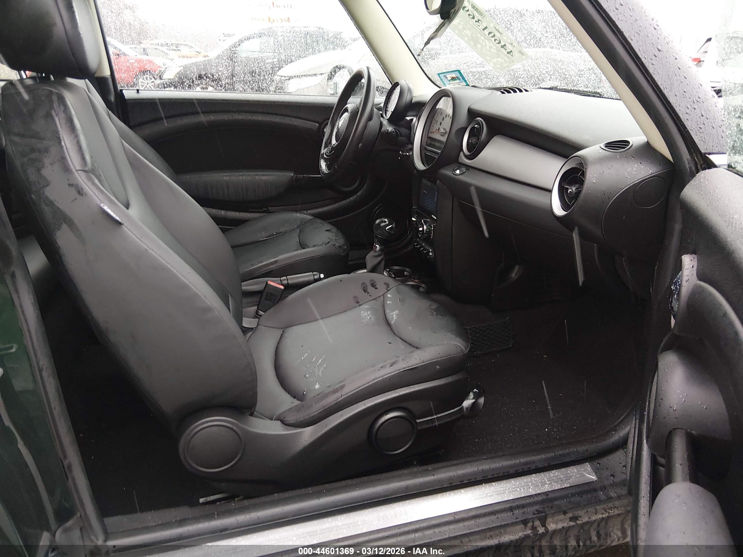 MINI COOPER image 5