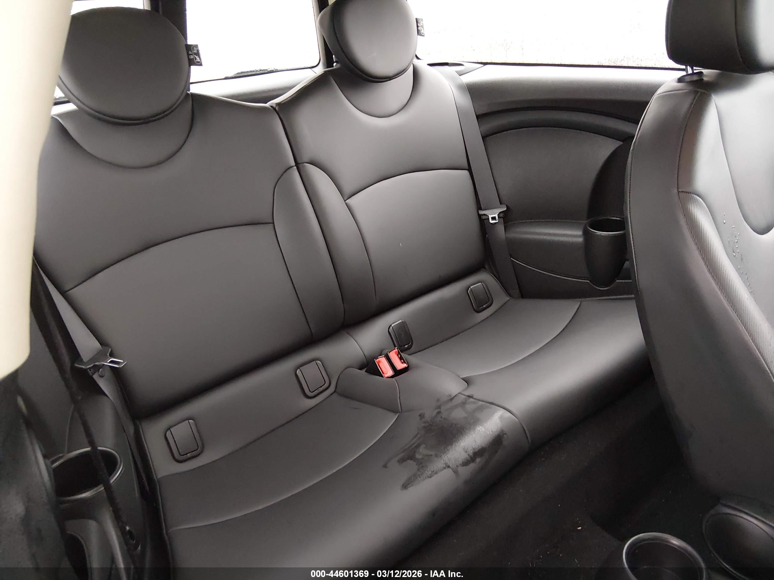 MINI COOPER image 8