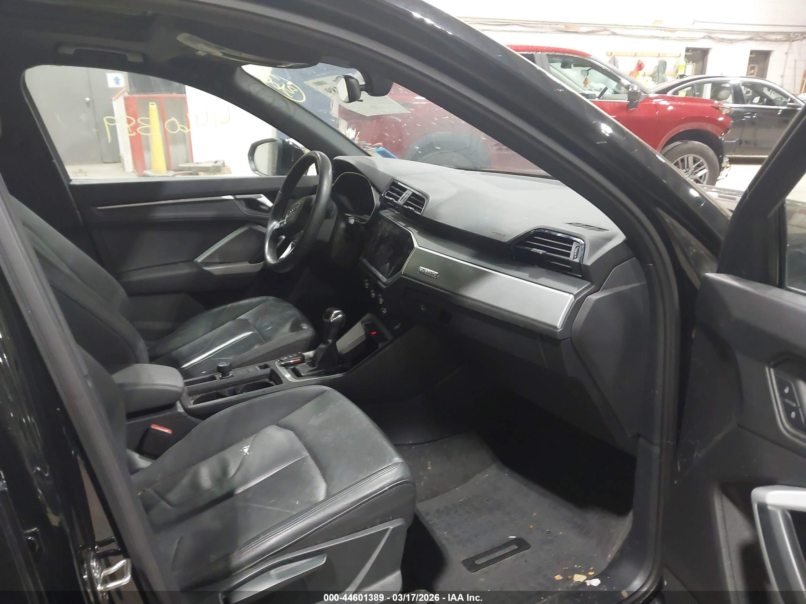 AUDI Q3 image 5