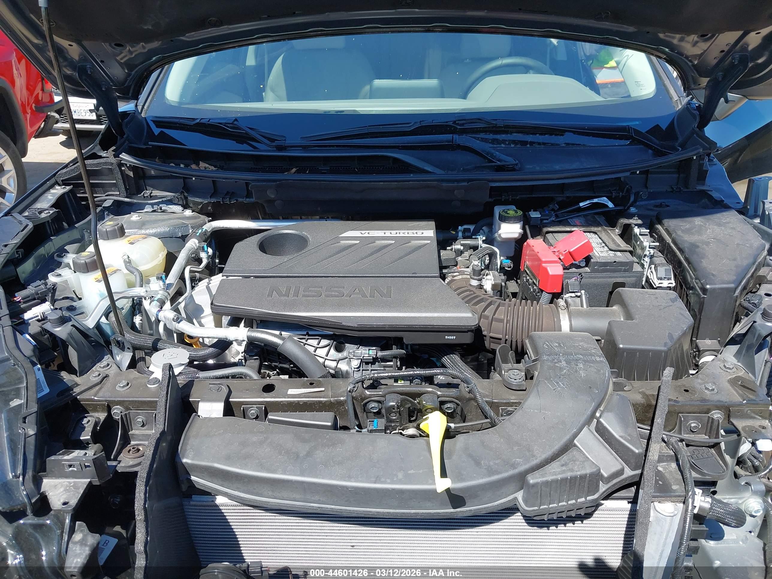 NISSAN ROGUE image 10