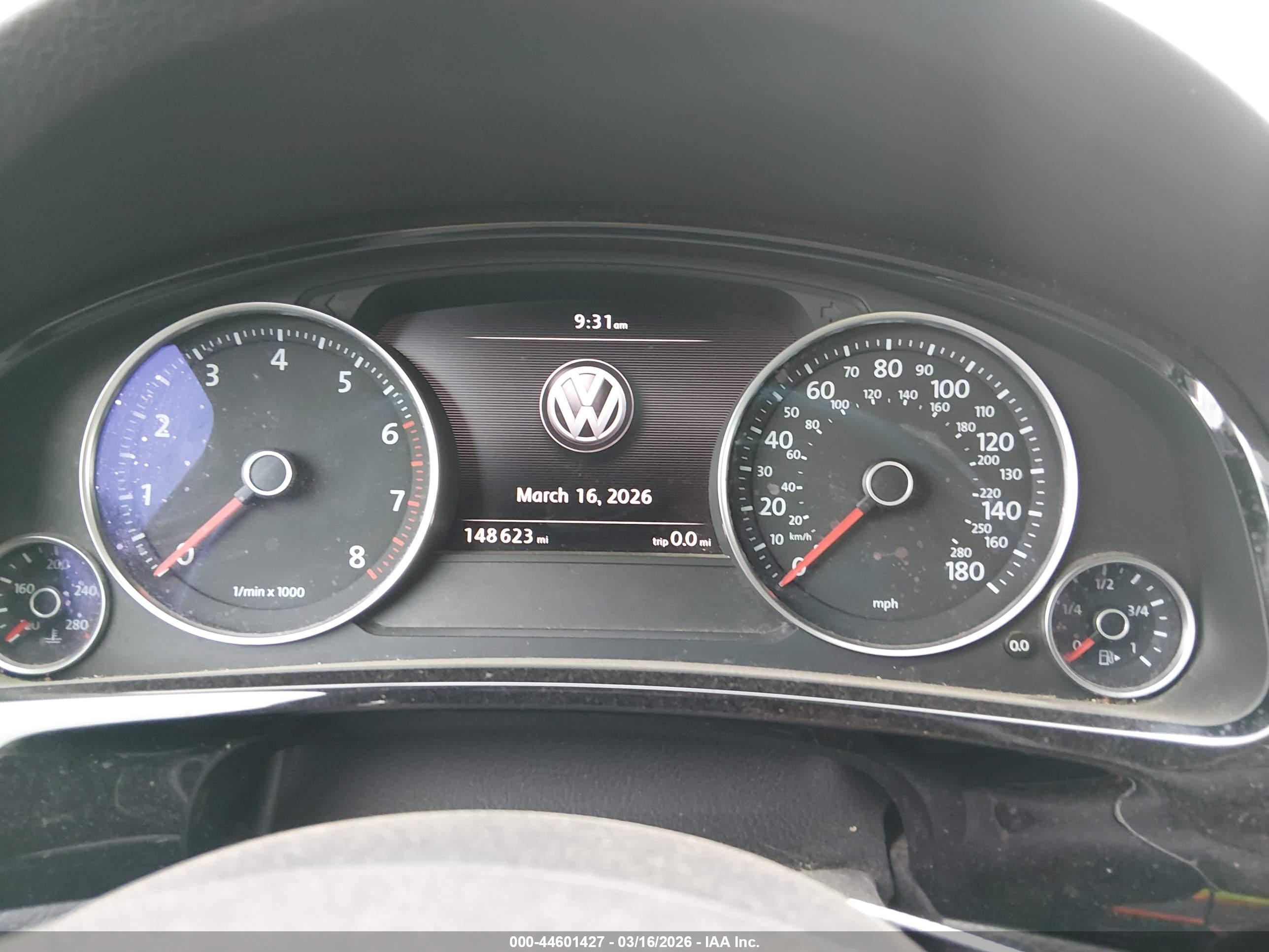VOLKSWAGEN TOUAREG image 7