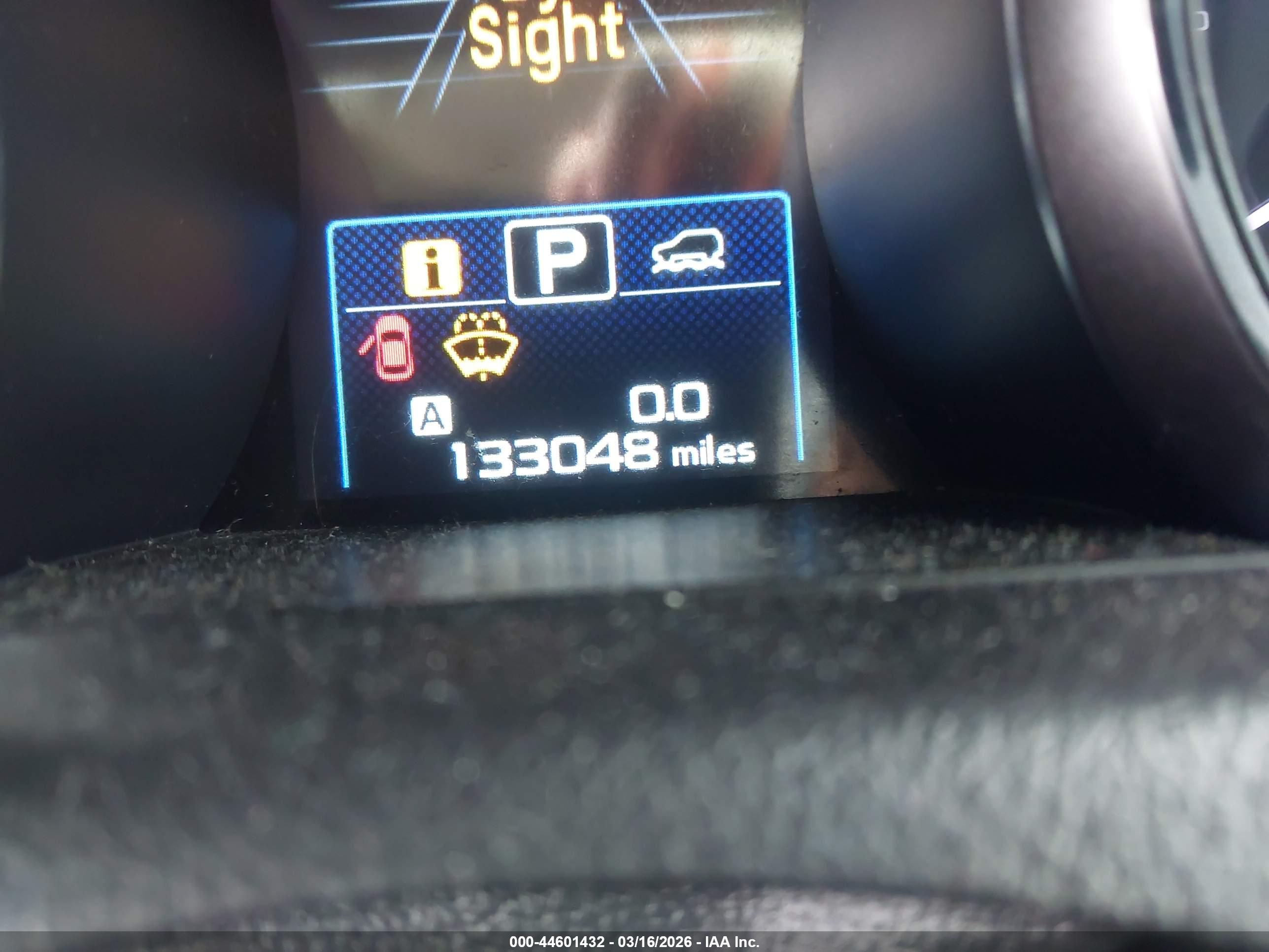 SUBARU OUTBACK image 7