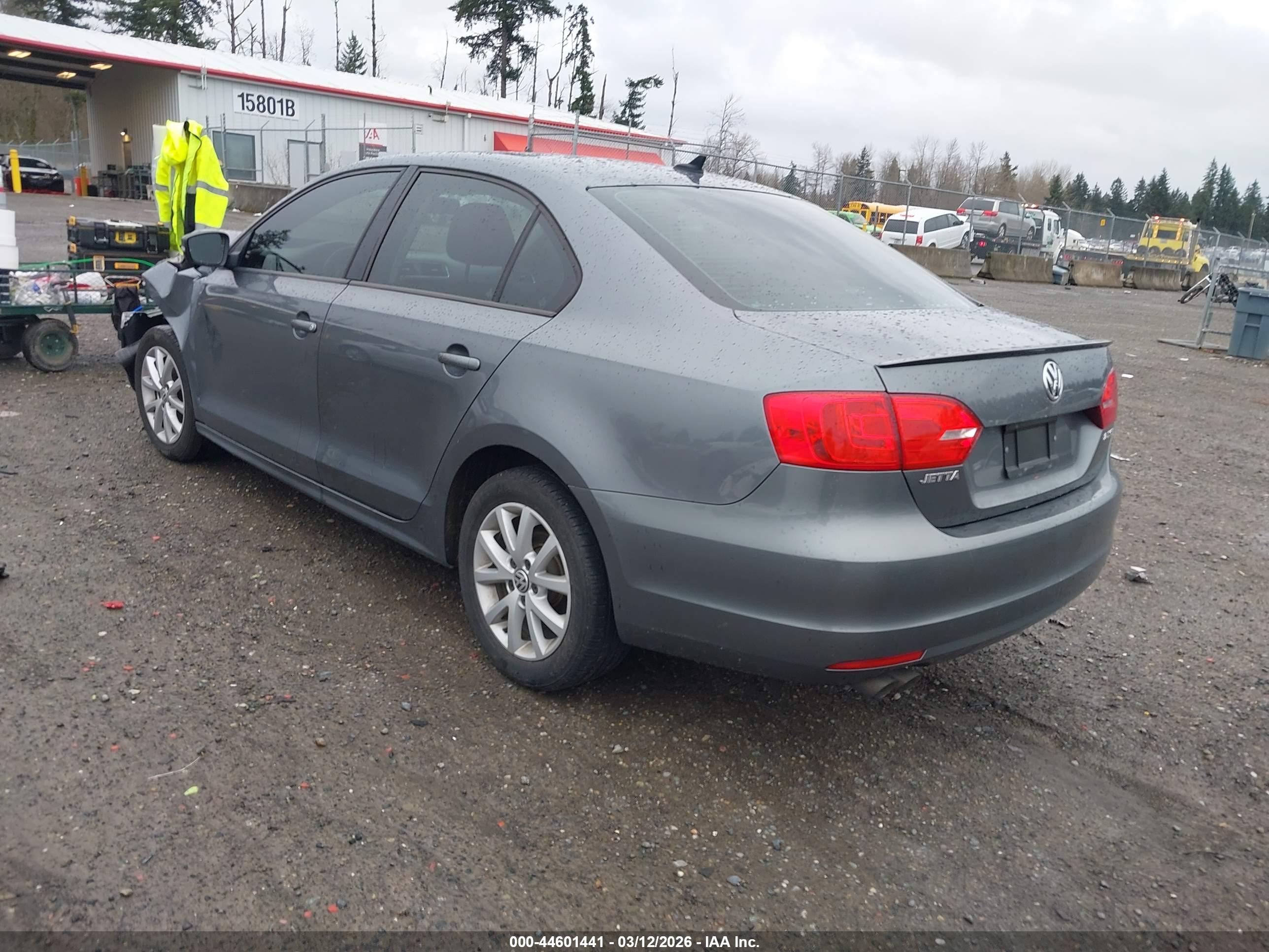 VOLKSWAGEN JETTA image 3