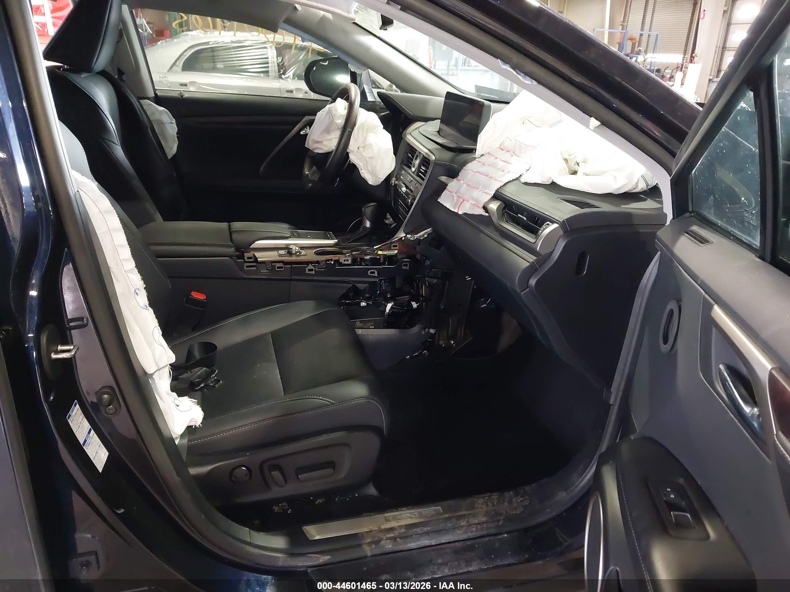 LEXUS RX image 5