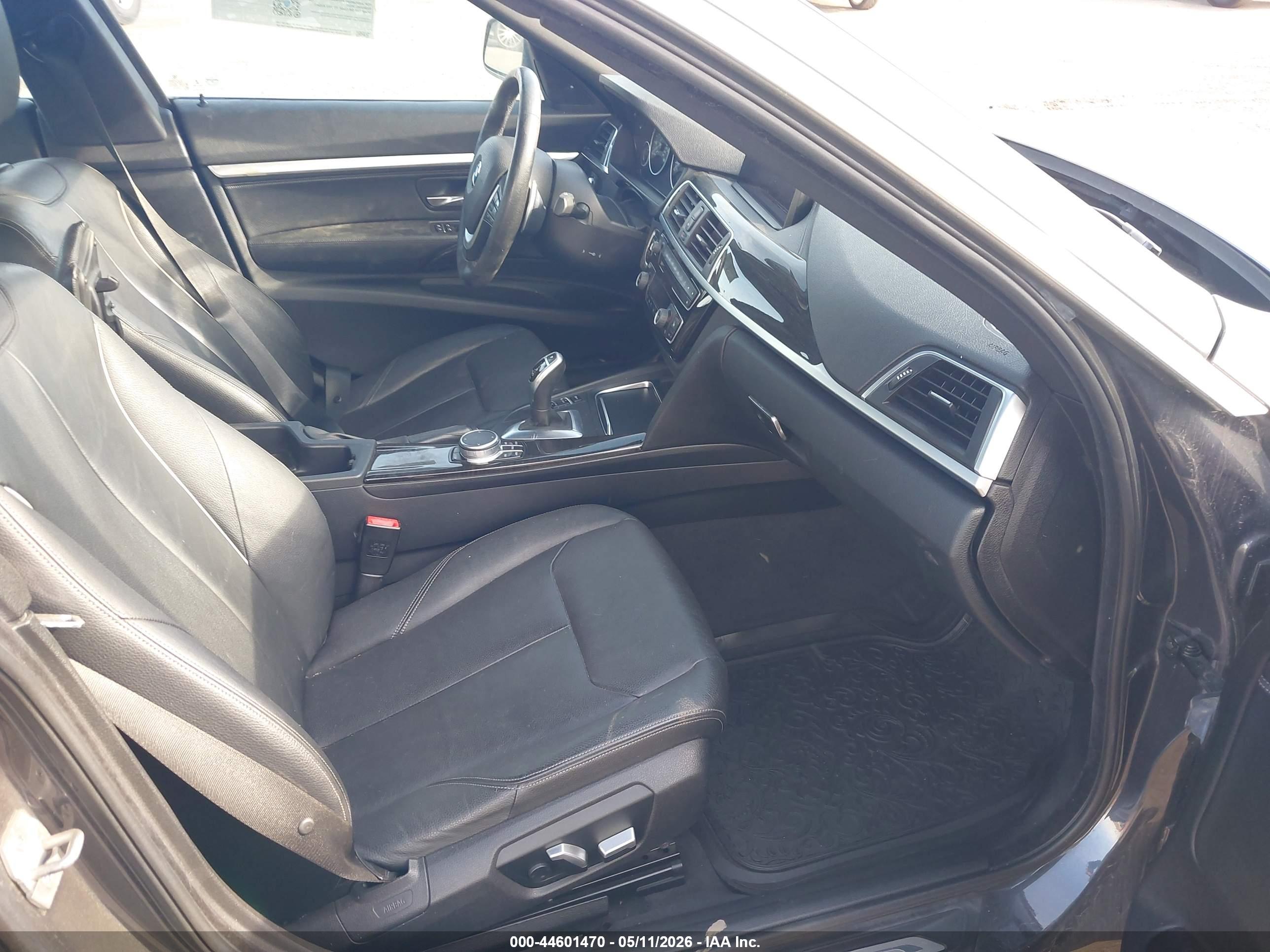 BMW 330I image 5