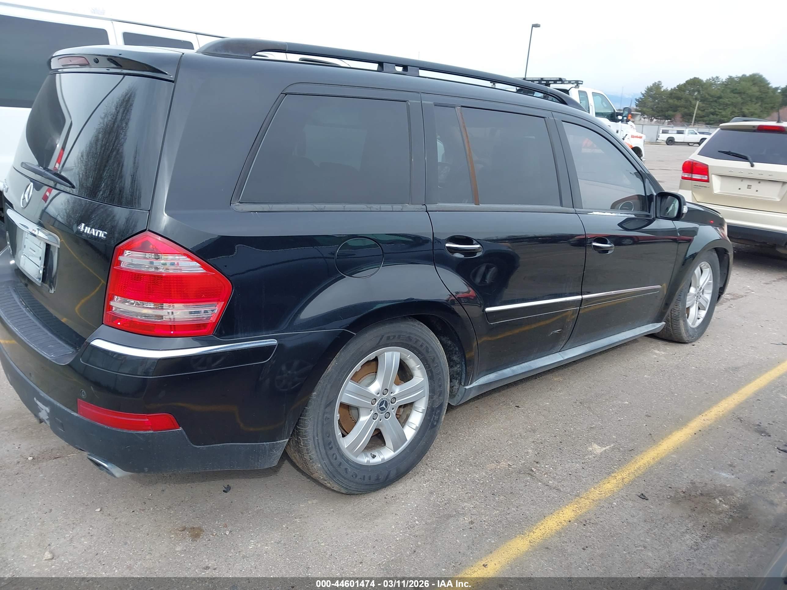 MERCEDES-BENZ GL image 4