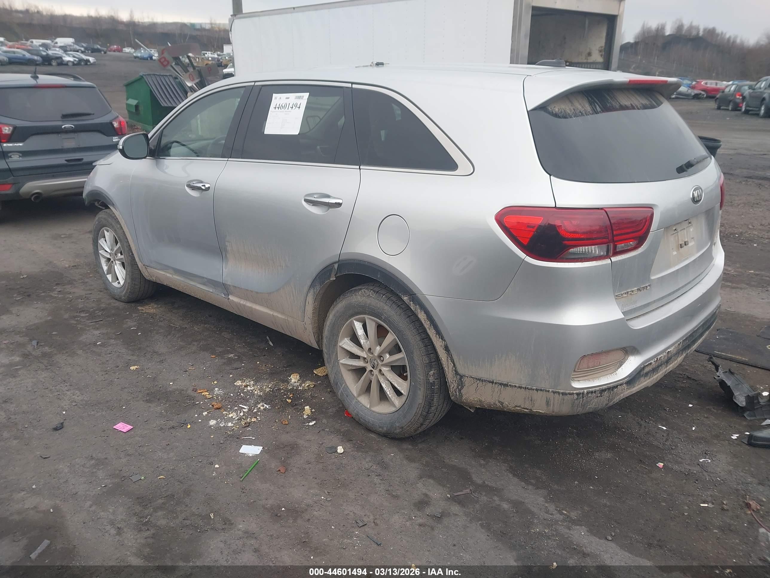 KIA SORENTO image 3