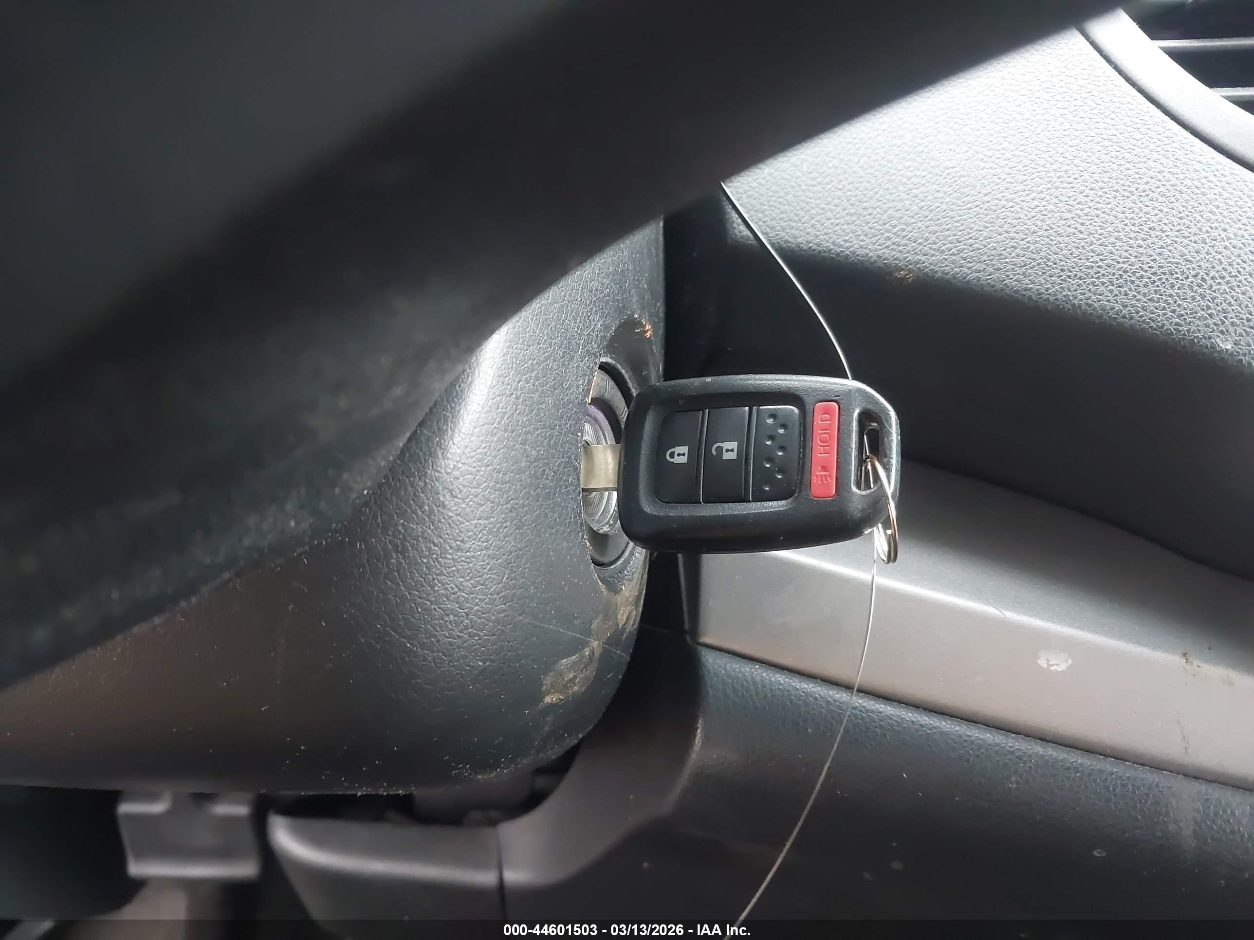 HONDA CR-V image 11