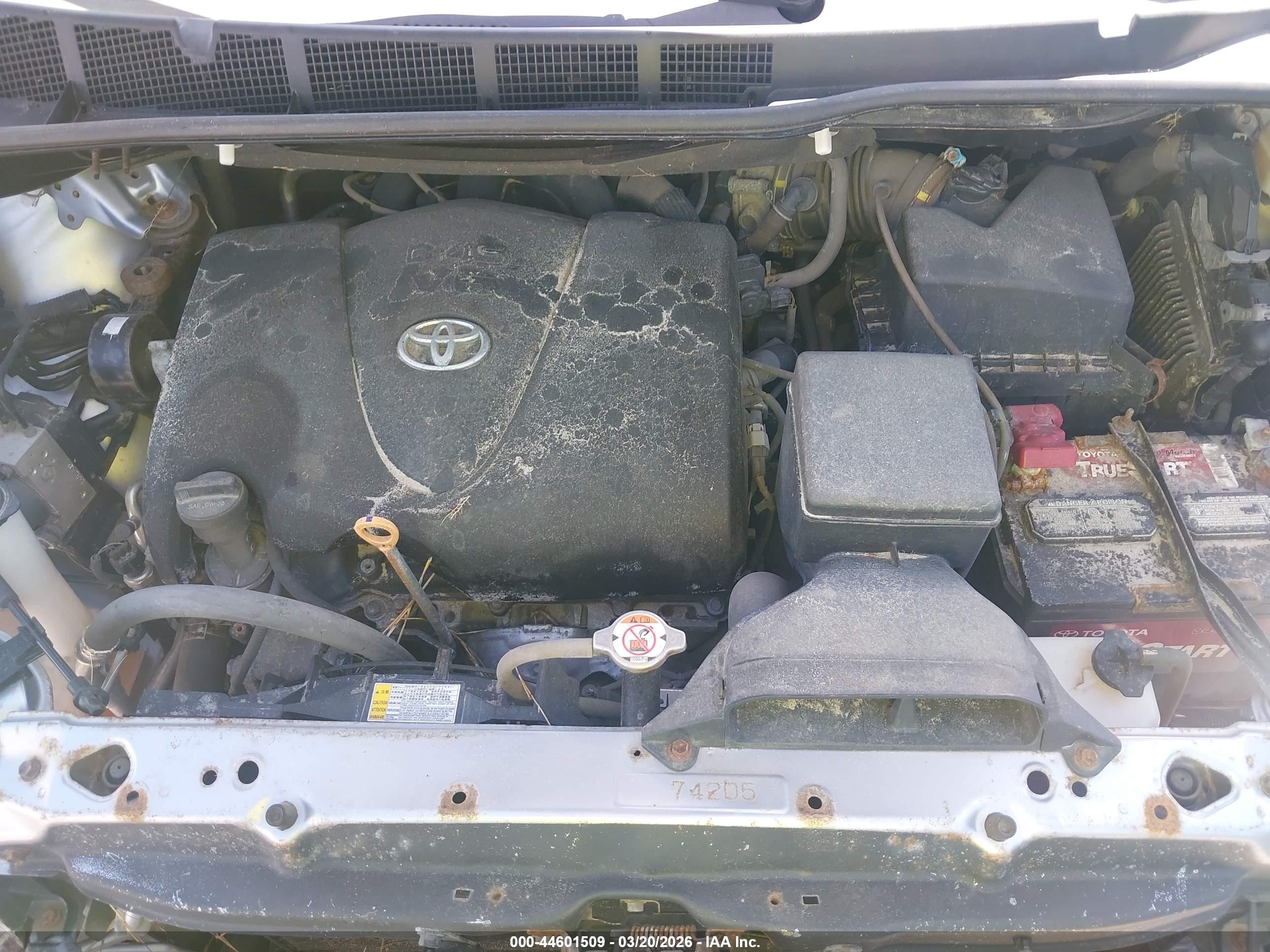 TOYOTA SIENNA image 10