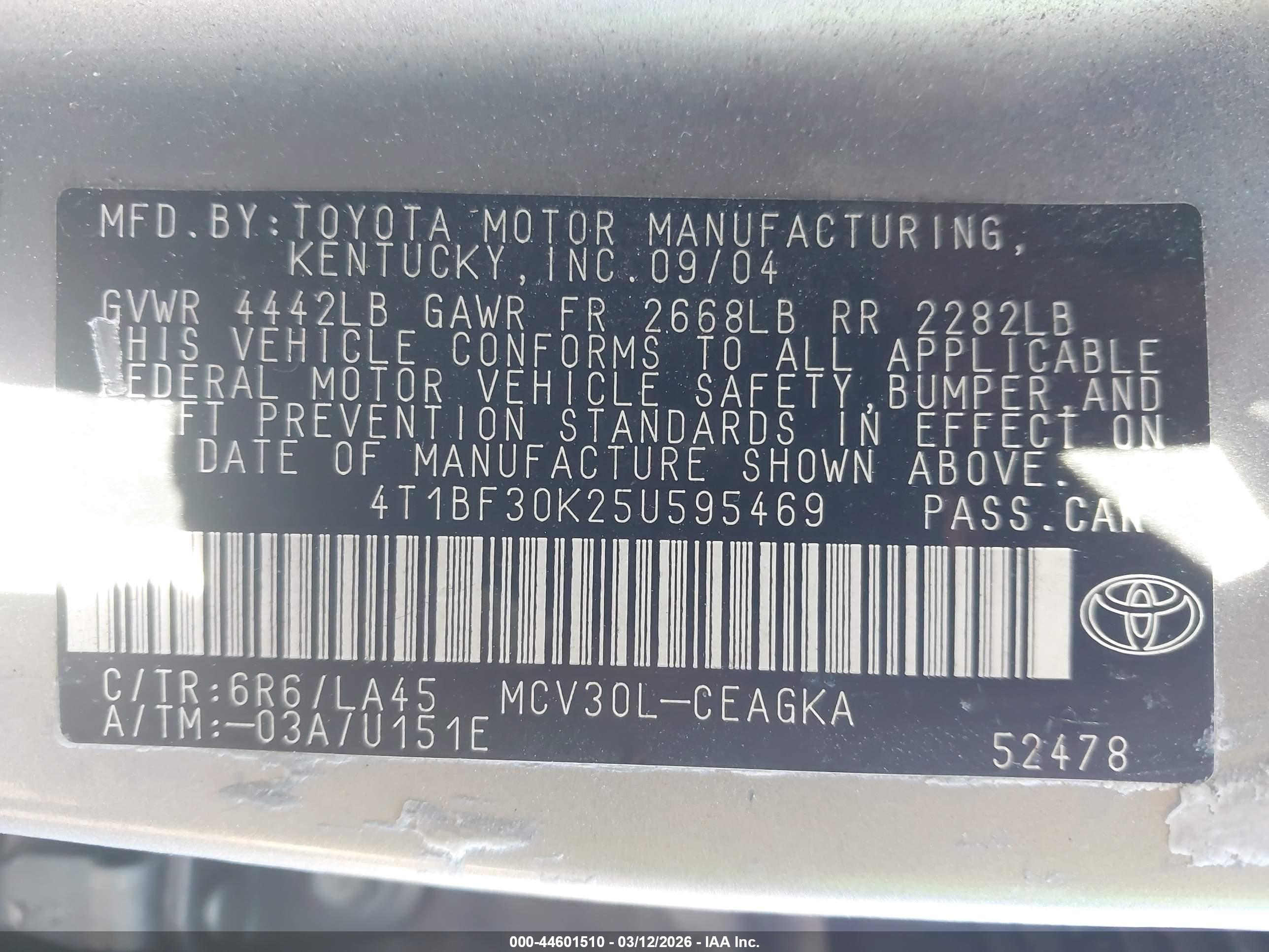TOYOTA CAMRY image 9