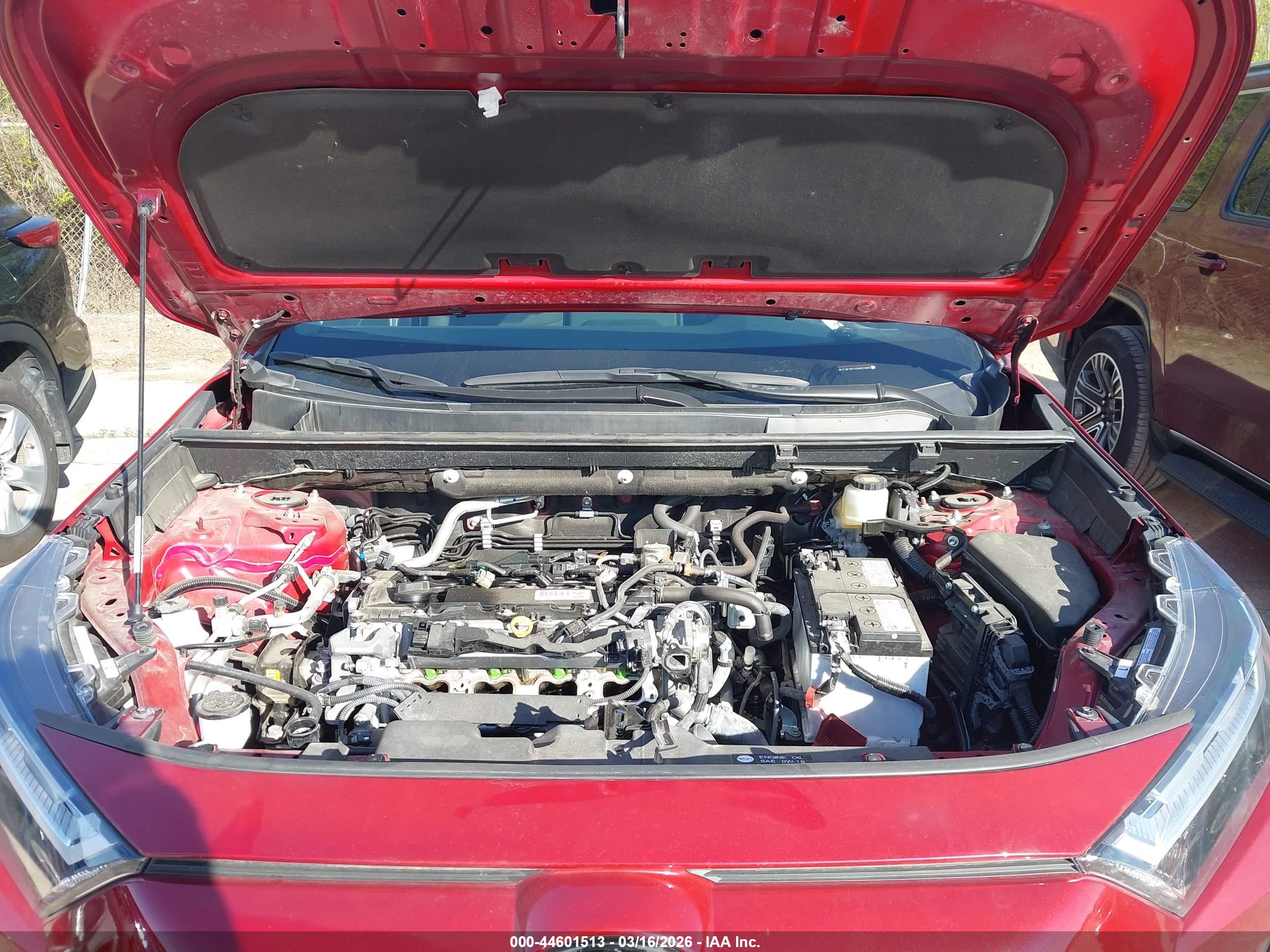 TOYOTA RAV4 image 10