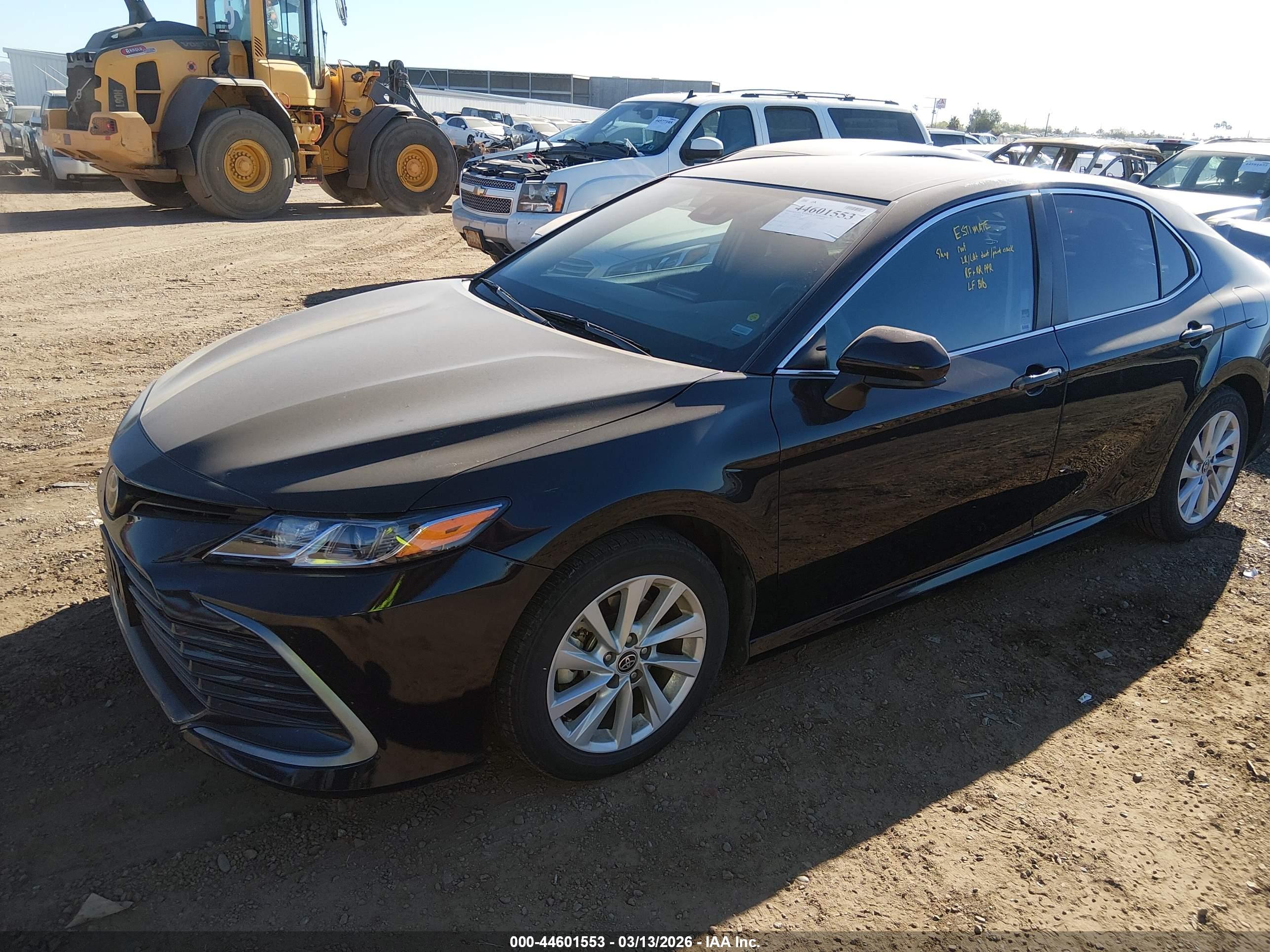 TOYOTA CAMRY image 2