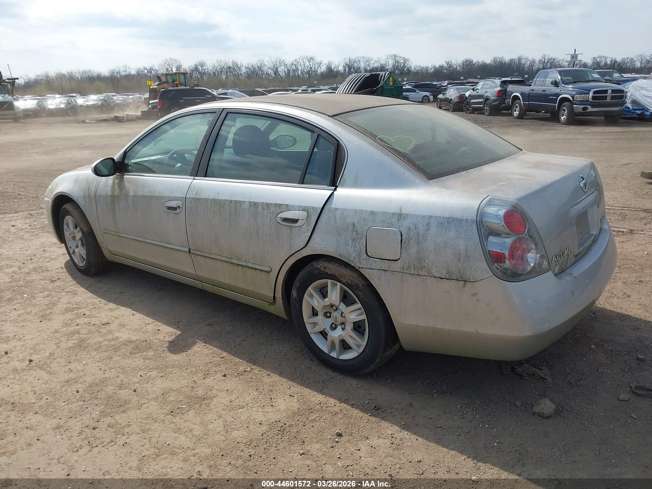 NISSAN ALTIMA image 3