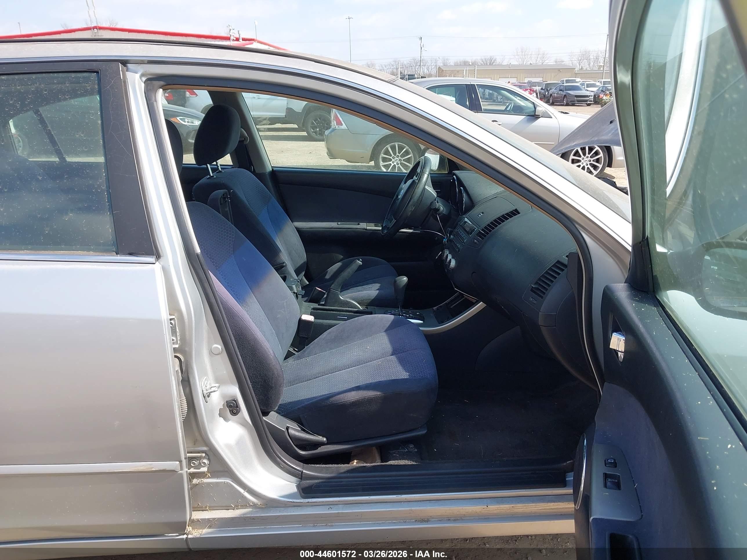 NISSAN ALTIMA image 5