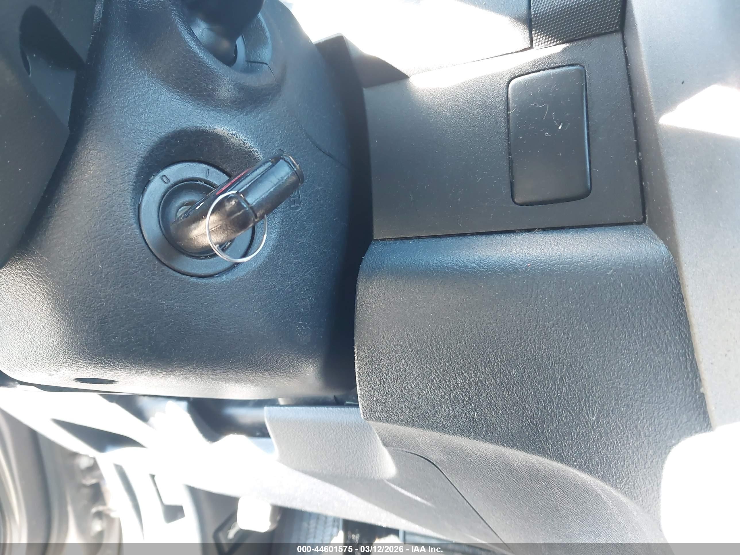 HONDA CR-V image 11