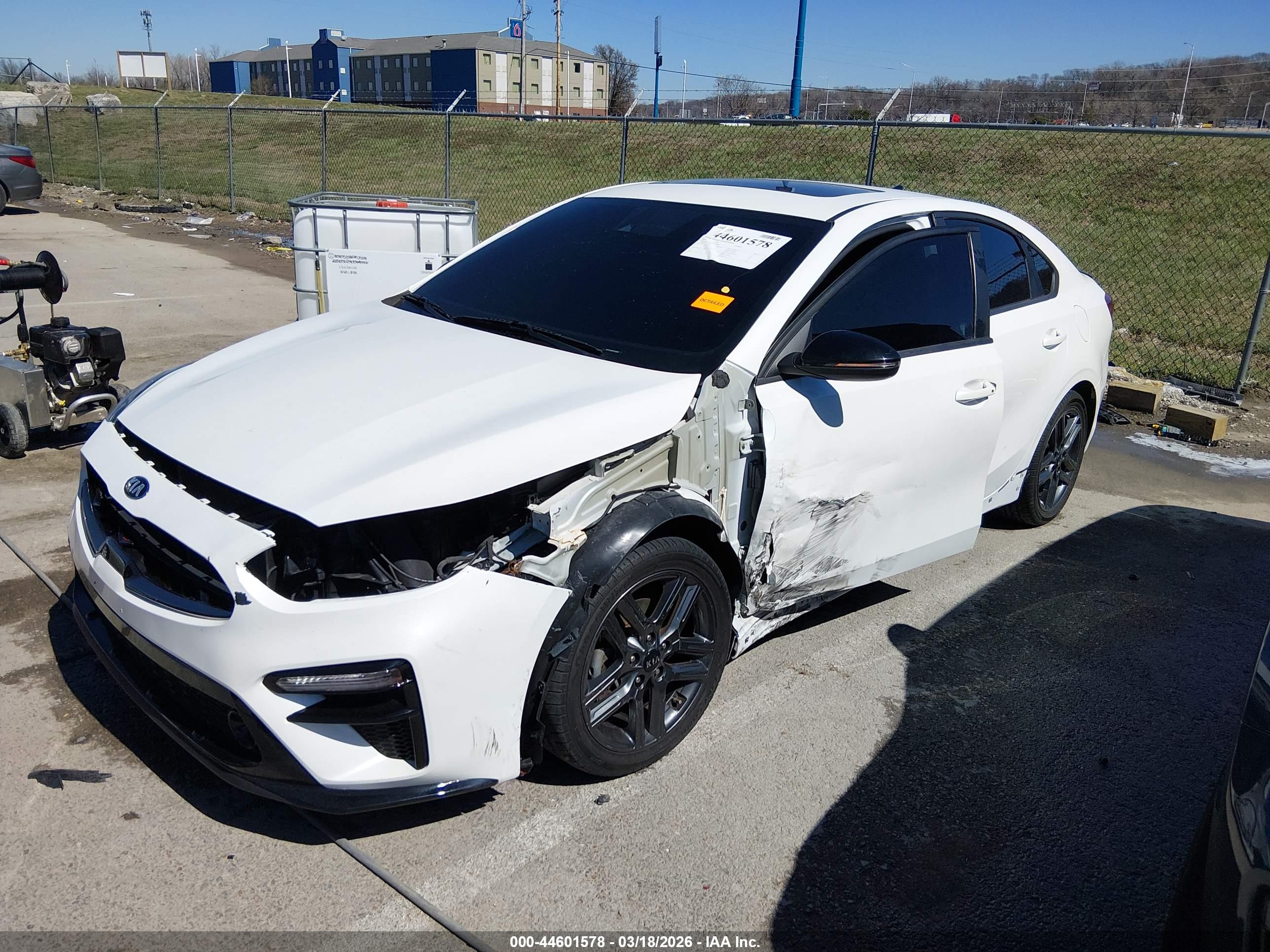 KIA FORTE image 2