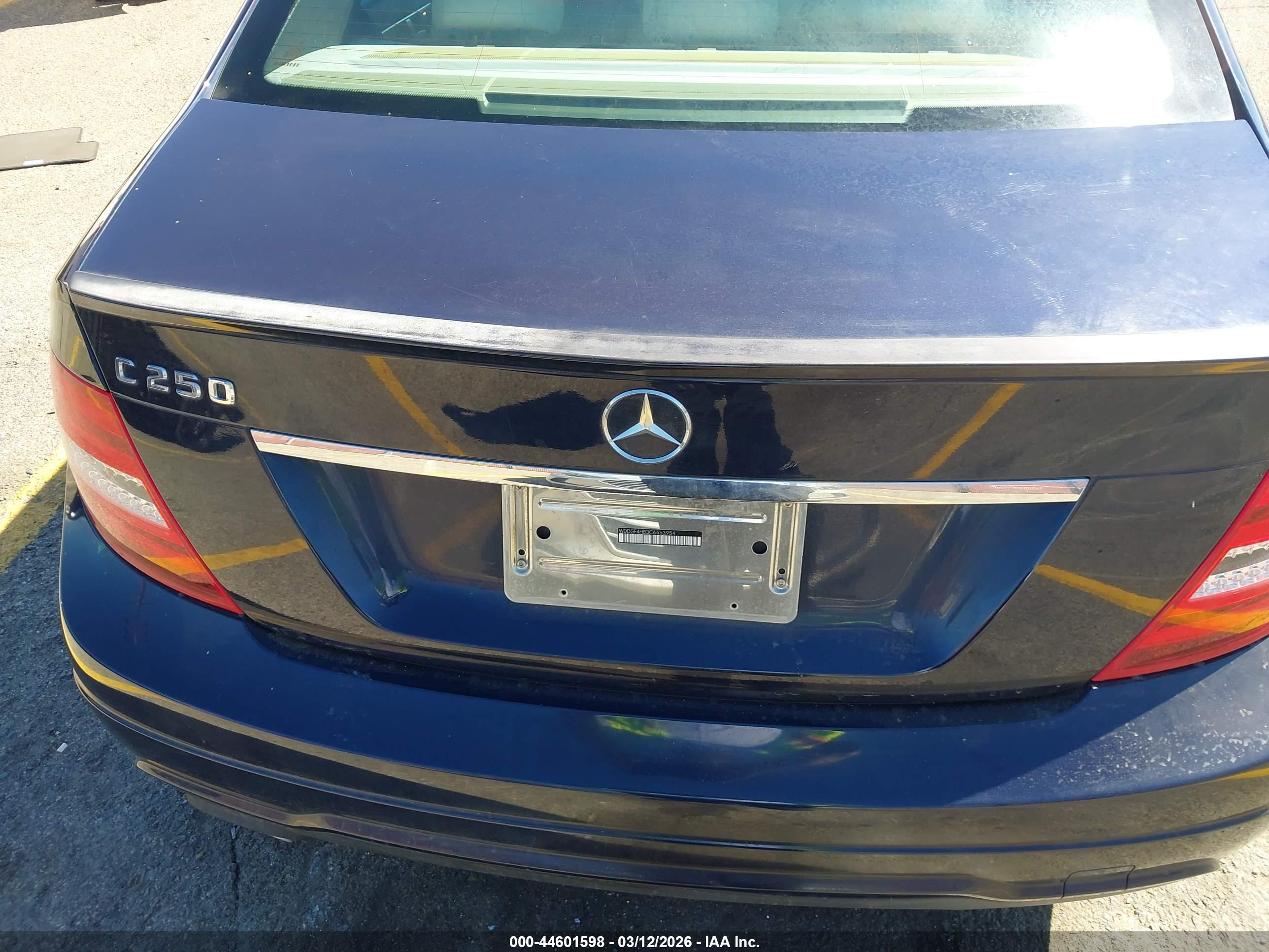 MERCEDES-BENZ C image 6