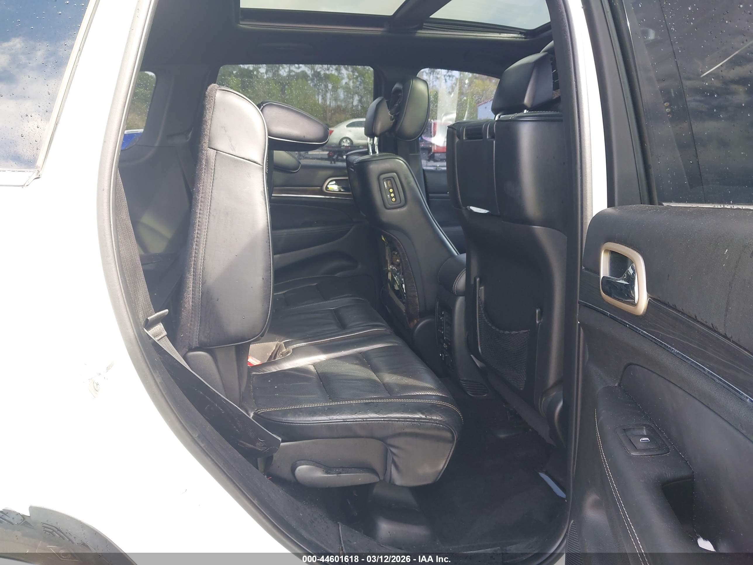 JEEP GRAND image 8