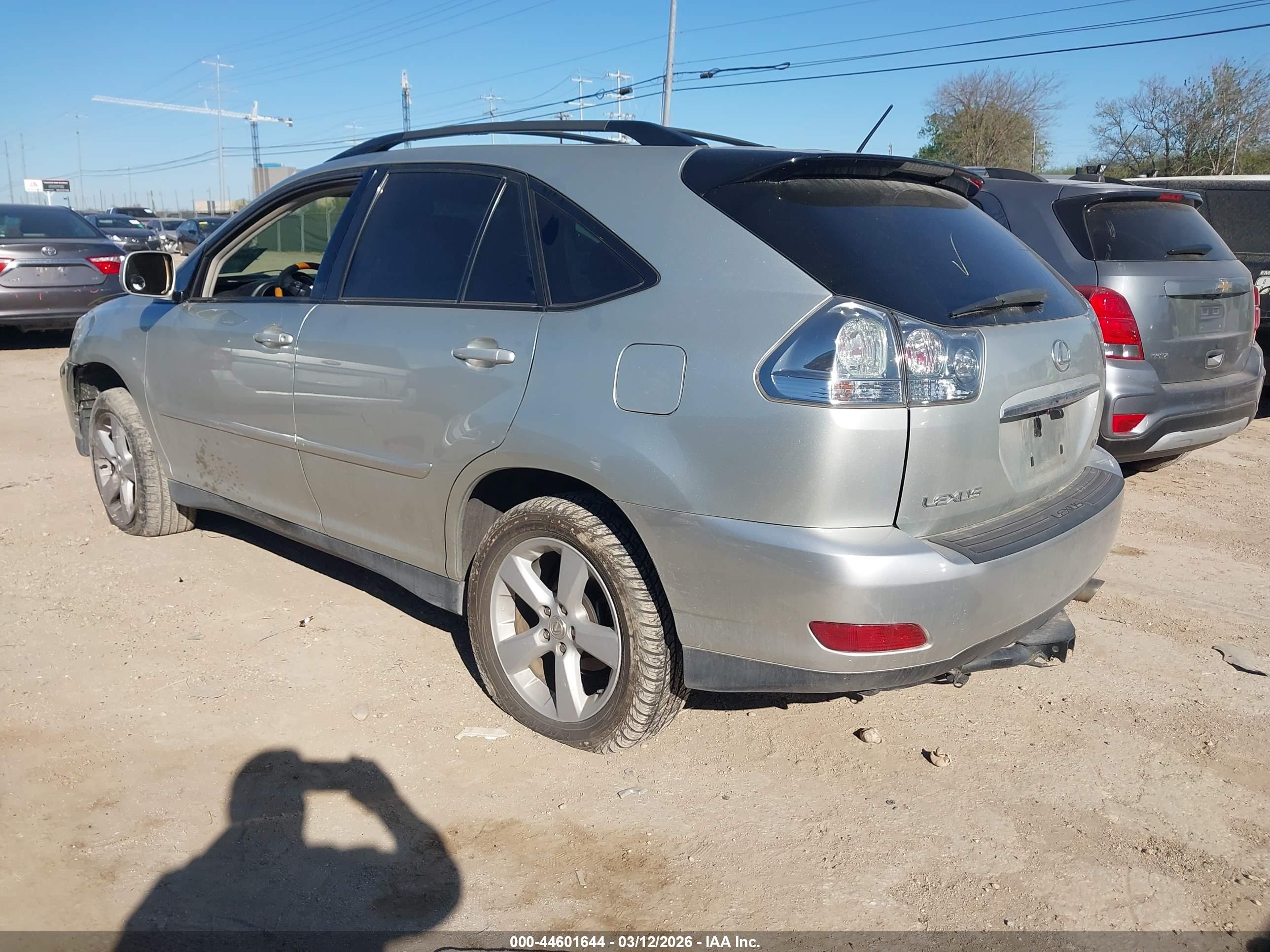 LEXUS RX image 3