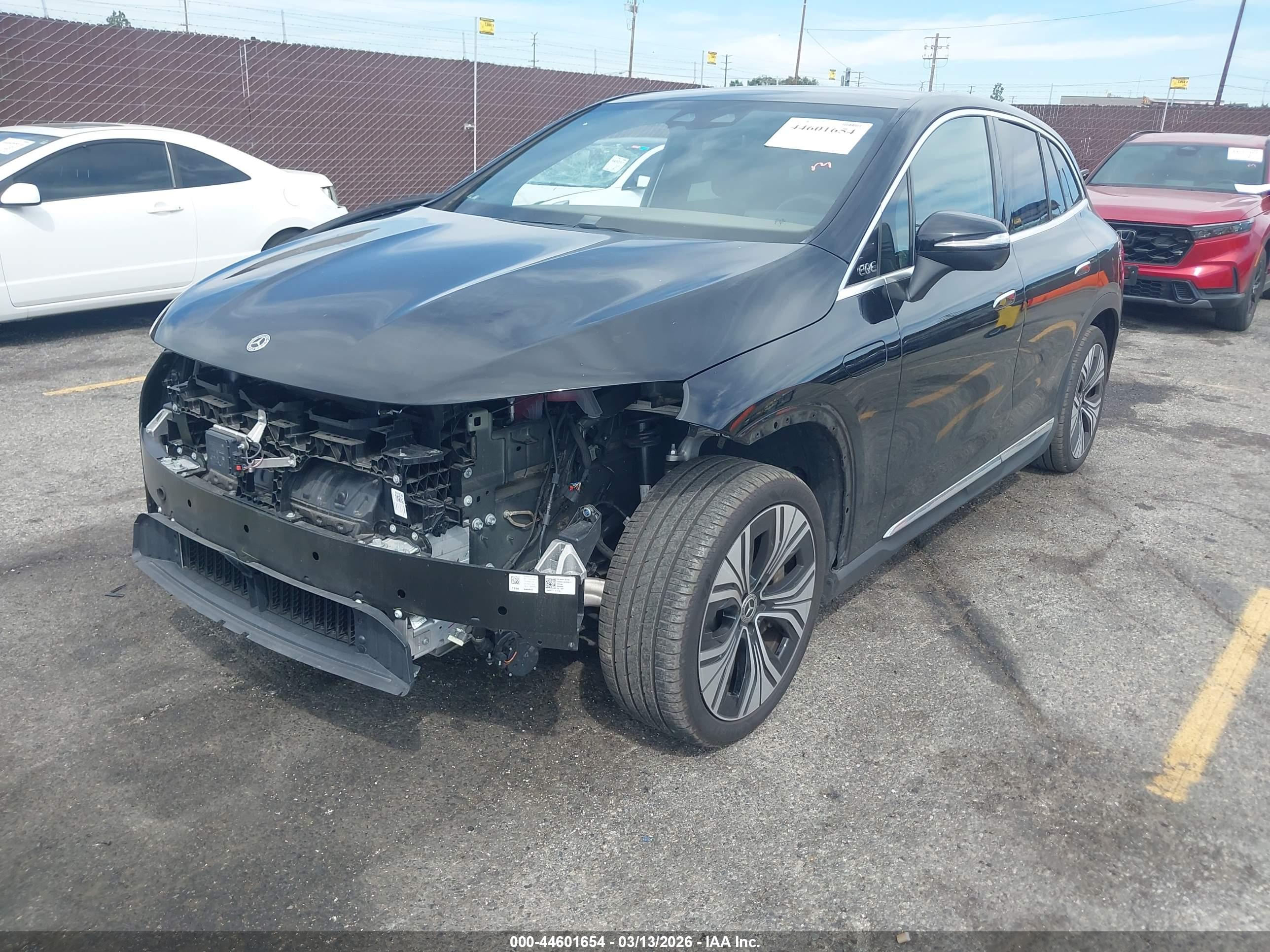 MERCEDES-BENZ EQE image 2